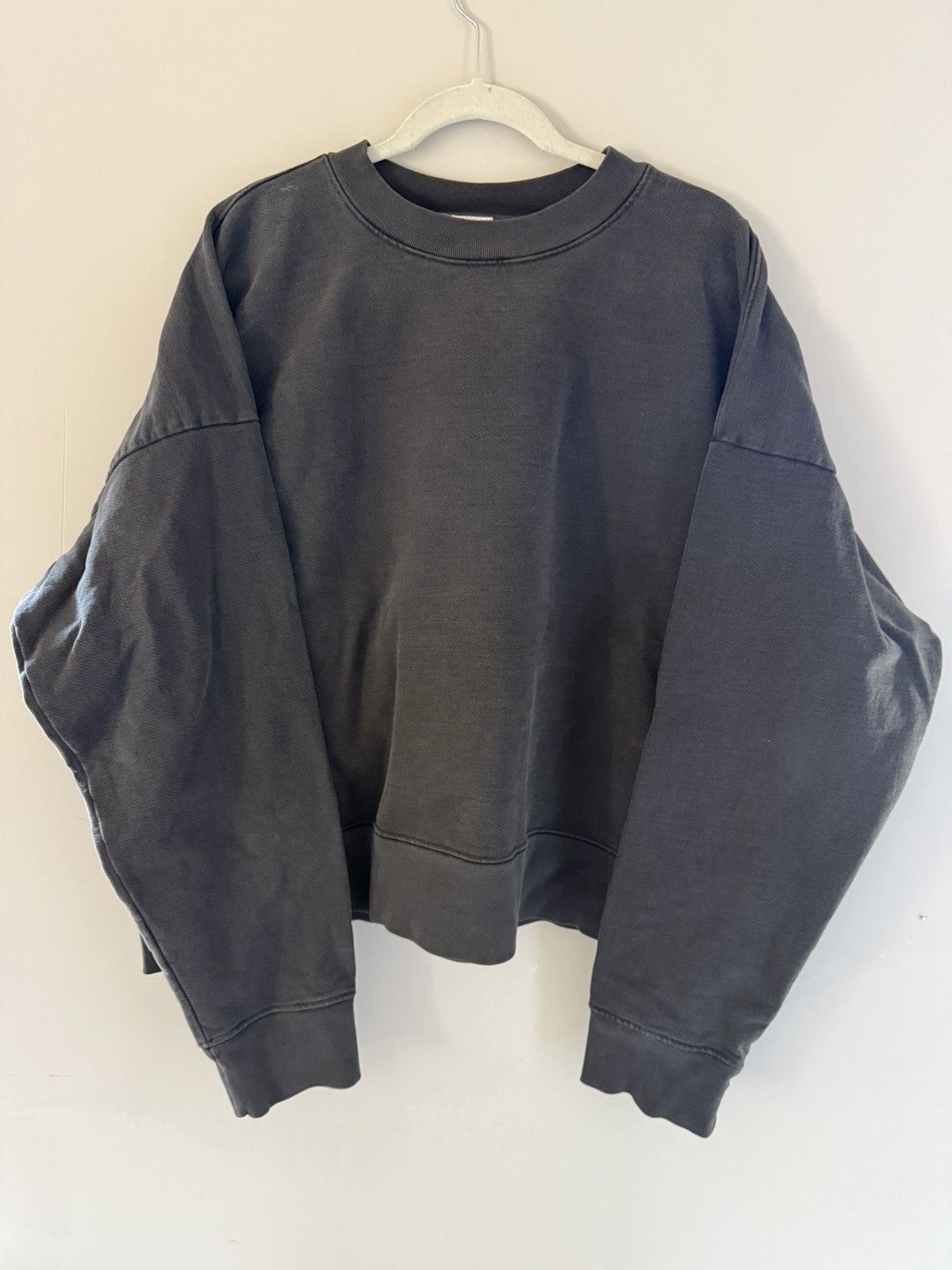 Basketcase Gallery Hench sweatshirt sz L | Grailed