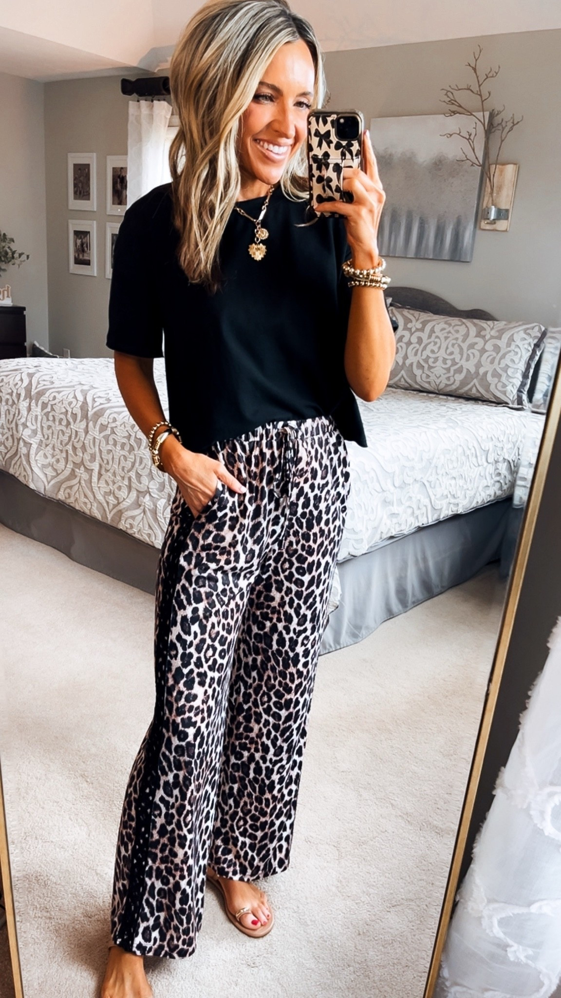 Cute and casual outfits! You’ll love for fall, busy mom life & carline! Wearing xs

#LTKSaleAlert #LTKootd #LTKPetite