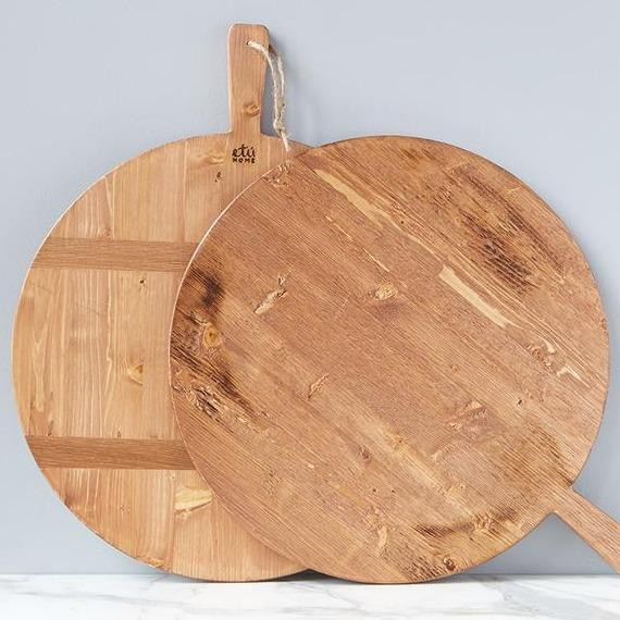 Kaiden Pine Charcuterie Board - Round | Winnoby 