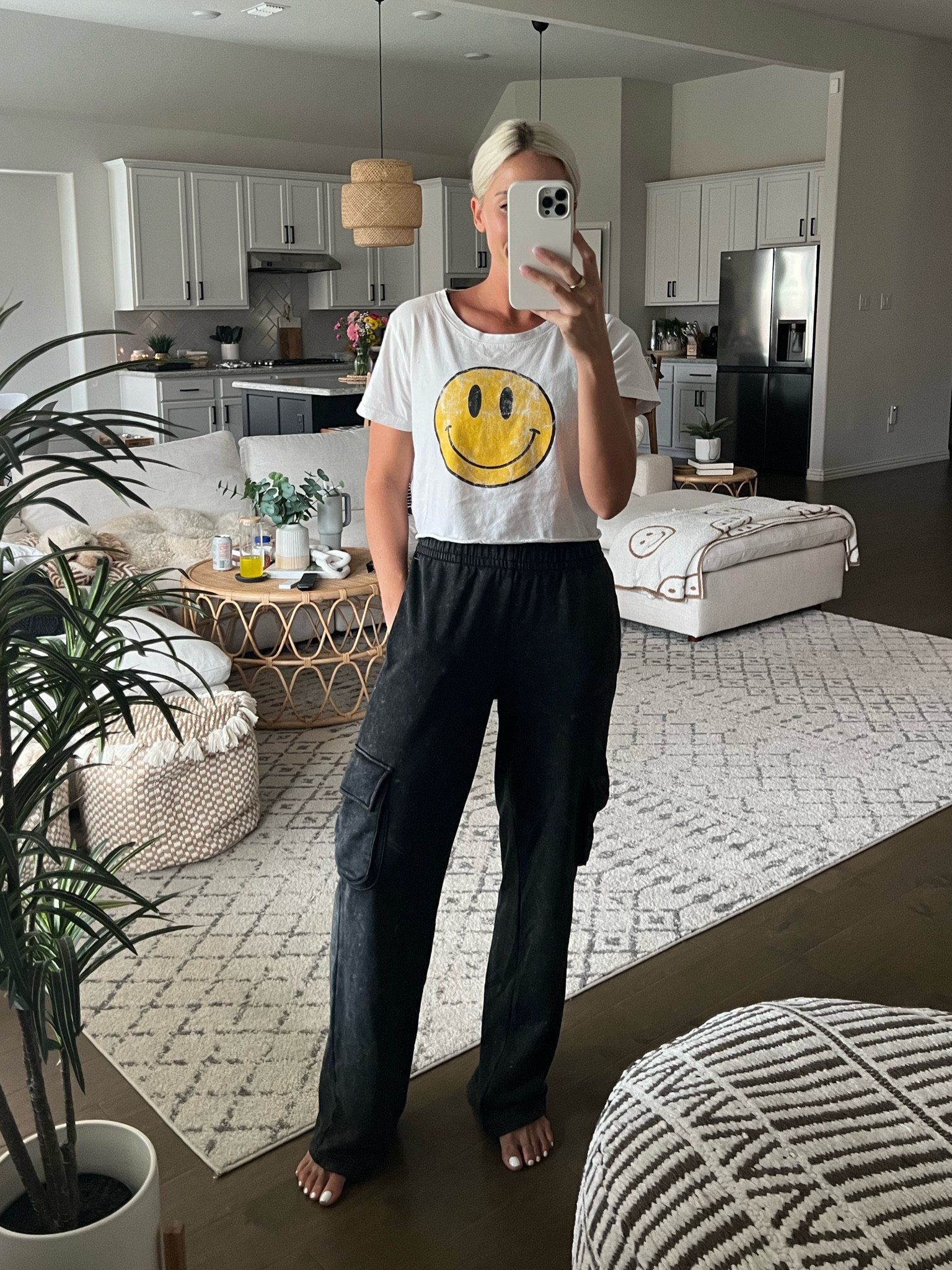 Loved the tan ones so much I obviously had to get them in black too!!! + they’re on sale for Labor Day weekend!!! Wearing XS