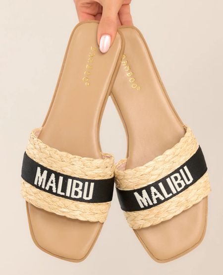 Summer sandals on sale! 

#LTKSeasonal #LTKsalealert #LTKshoecrush
