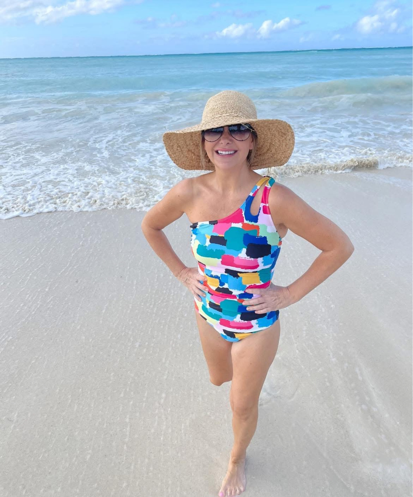 Vacay look 

#LTKSeasonal #LTKSaleAlert #LTKHoliday