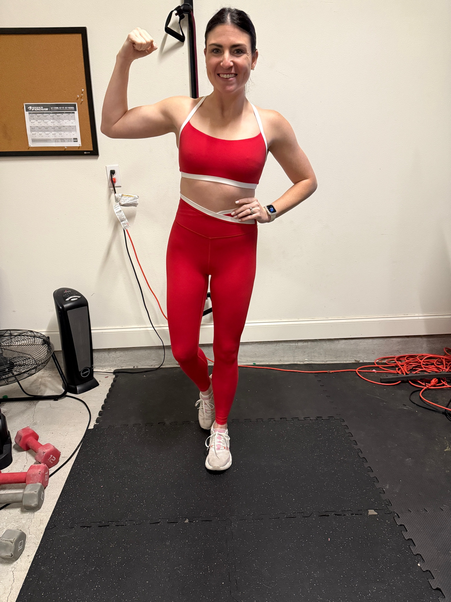 Grab this set white it’s on sale! 😍

#LTKFitness #LTKActive #LTKFindsUnder50