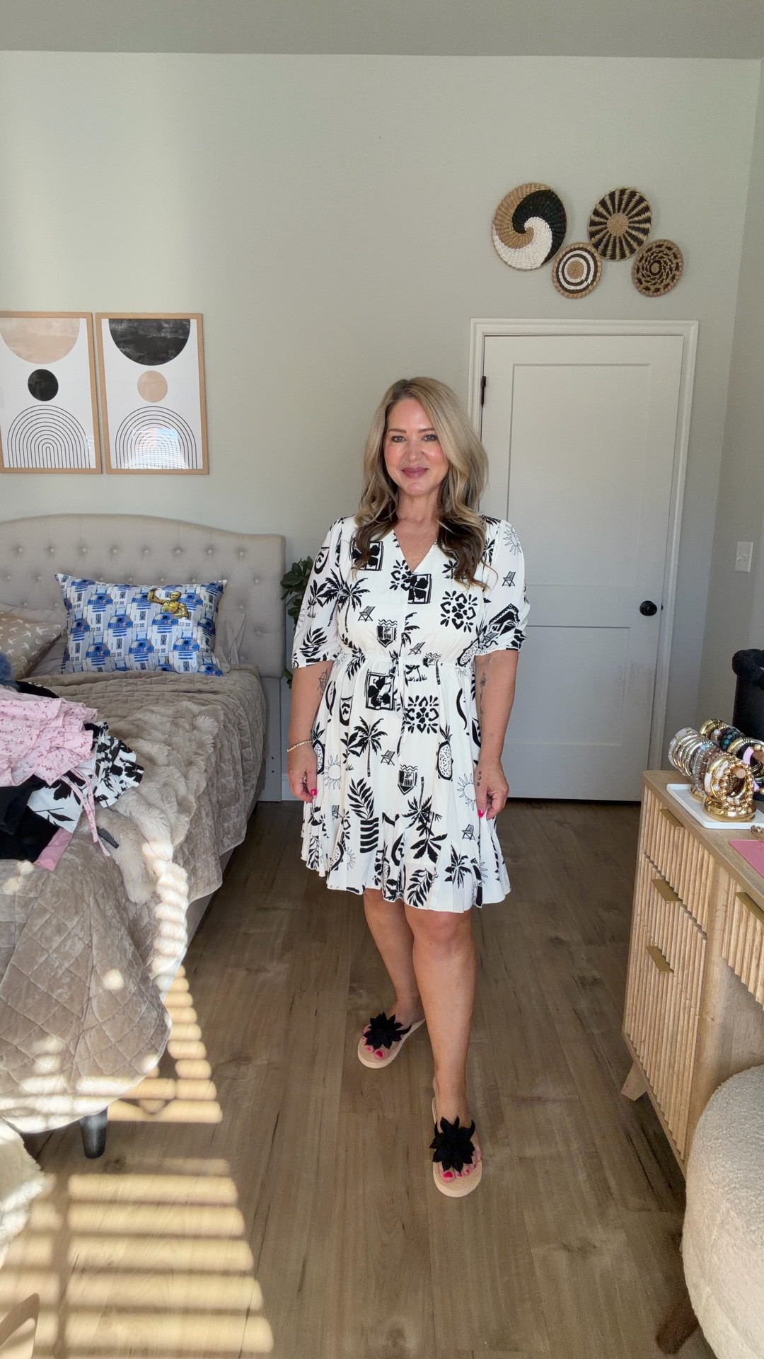 Size large 

#LTKmidsize #LTKover40