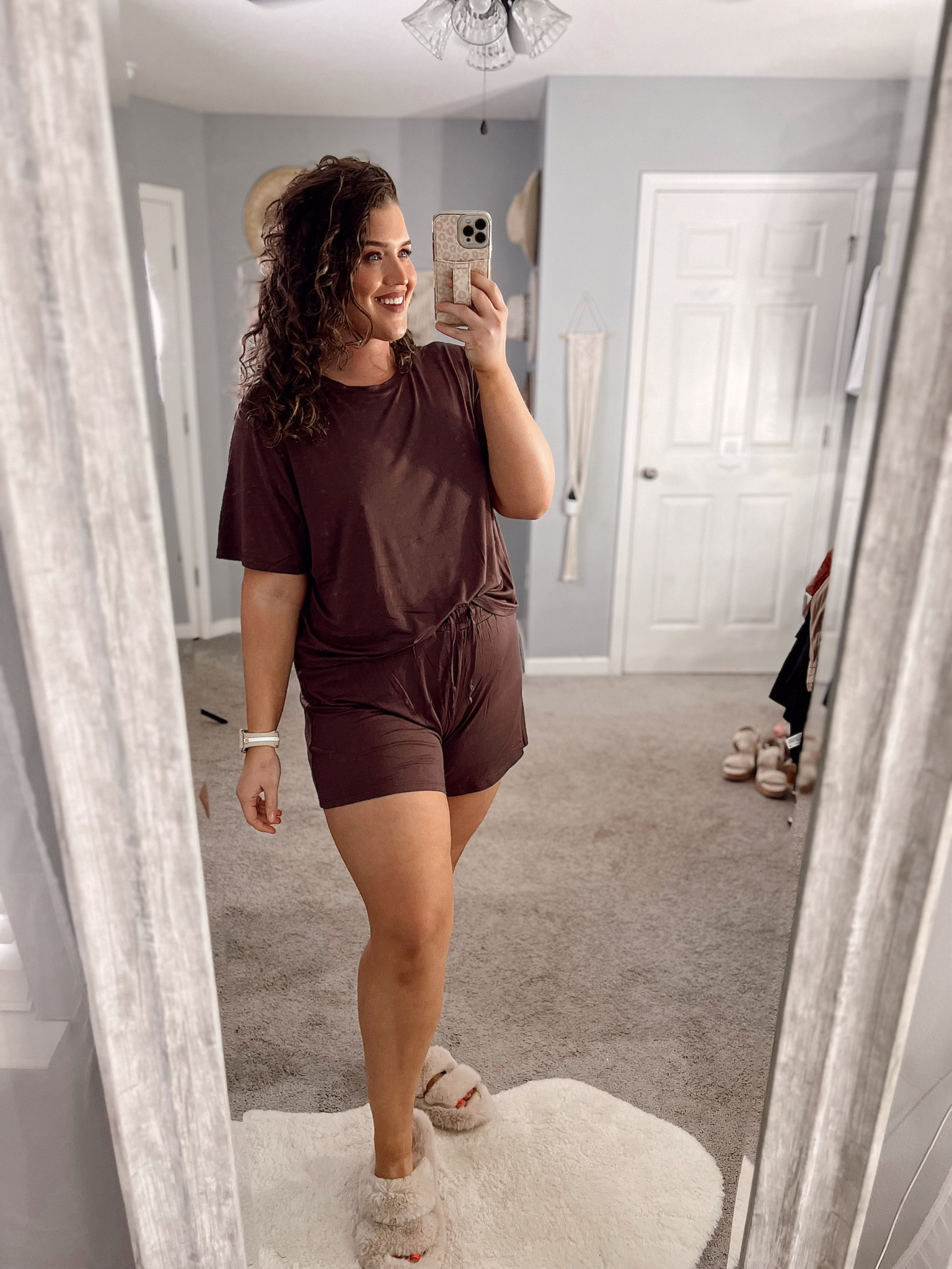 Super soft pajama loungewear shorts set 🤎✨ Size: XL 
#loungewear #pajamas #shorts #lounge #cozystyle #comfyoutfits #wfhoutfits

#LTKcurves #LTKstyletip #LTKSeasonal