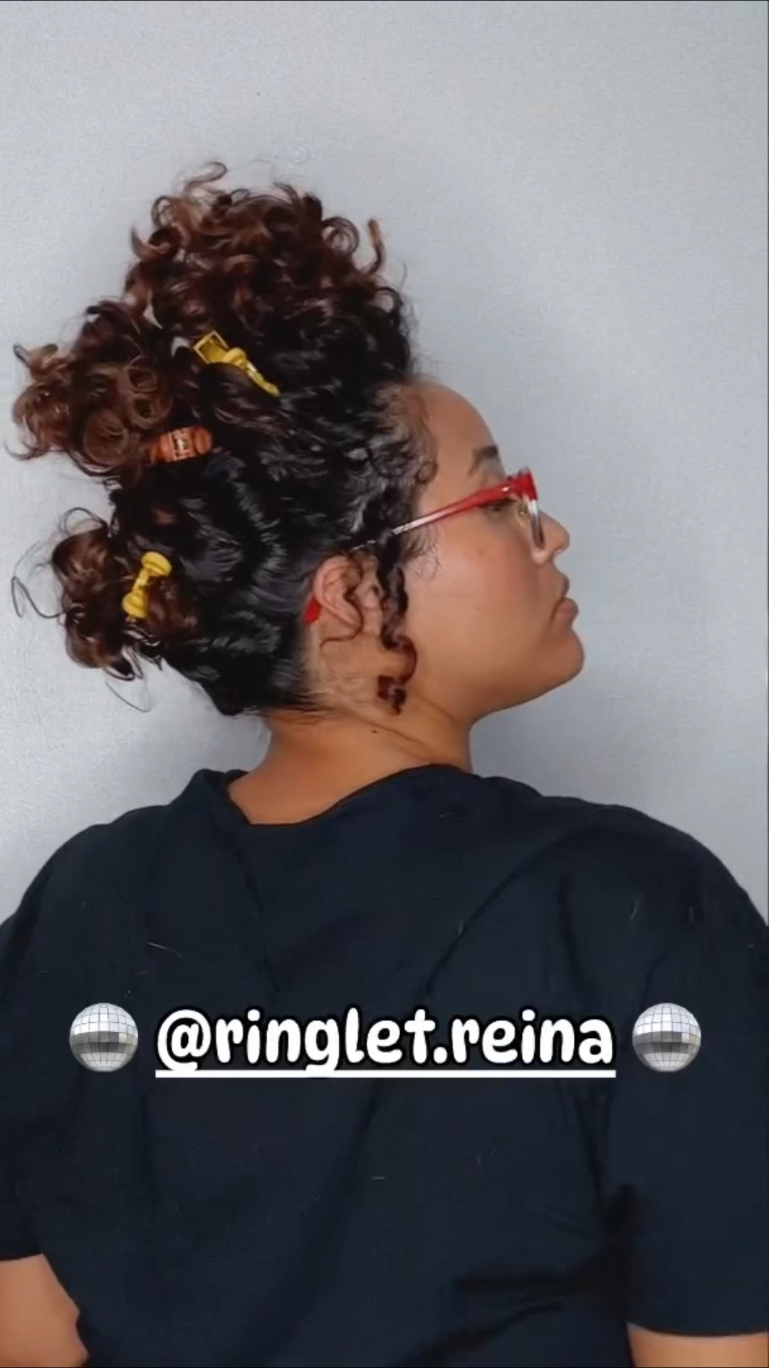 🌜SLEEP COMFY CURLFRIENDS🌛

This is my signature way of putting my curls up at night so that I don’t have to rely on a satin pillowcase, bonnet or wrap. 

All you need is 3 alligator clips in regular or jumbo size. 

I’d recommend the jumbo clips for very long and thick hair. 

Let me know in the comments if you’ve tried this out! 💫🌜✨🪩

#curlycommunity #curlygirl #embraceyourcurls #curlyhaircare #curlyhairhelp #loveyourcurls #curlycast #hairbloggers #curlyhairproblems #curlyhairjourney #curlcrush #curlscurlscurls #curlyhaircommunity #chm #curlyhairinspo #healthycurls #curlyhairdontcare #curlyhairgoals #curlyhairmethod #curlyhairmen #curlyhairjunkies #curlyhairgirls #curlyhairboys #curlyhairtutorials #curlyhairmemes