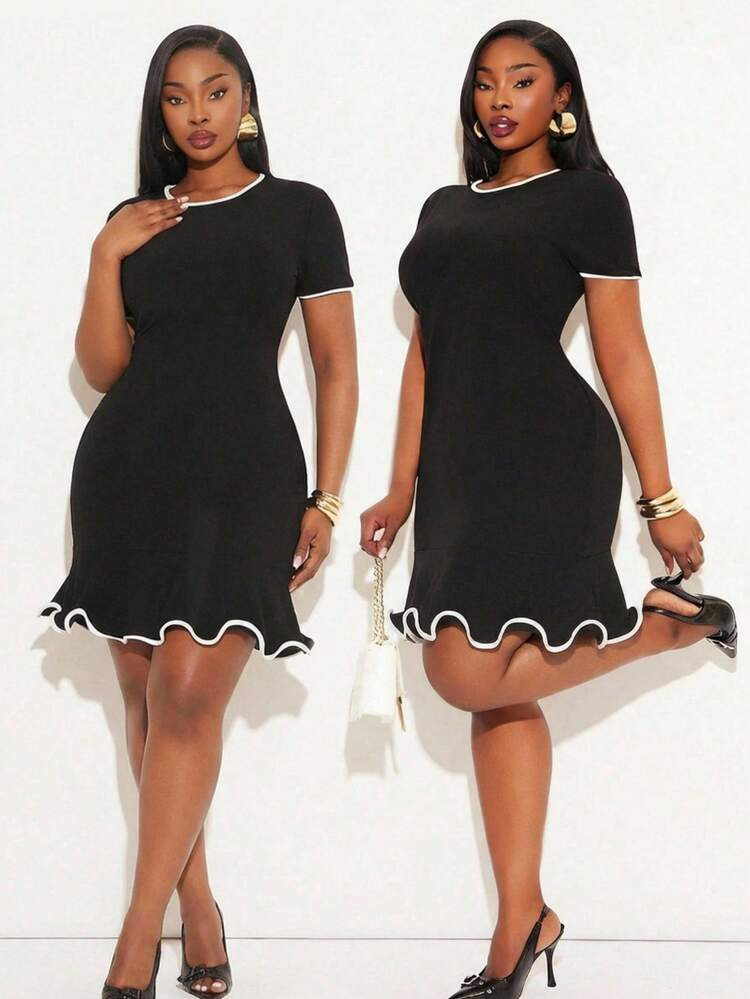 SHEIN SXY Plus Size Black Stretch Knitted Ruffled Hem Short-Sleeved Fitted Round-Neck Dress With Contrasting Decorative Edges, Suitable For Commuting,Fashionable,Elegance,Sexy,Valentine's Day,Wedding Guest,Vintage,Party,Spring,Gown For Prom Night,Prom,Printemps À Été,Going Out,Vintage,رمضان,Spring To Summer,Elegant Dresses For Women,Holiday Dress,Casual Dresses For Women,Valentine's Day,Festival Dress,Spring Outfit Women,Summer Holiday Outfits.Street Style Women Plus Clothing Dress Plus Size Short Dress, Summer Dresses | SHEIN
