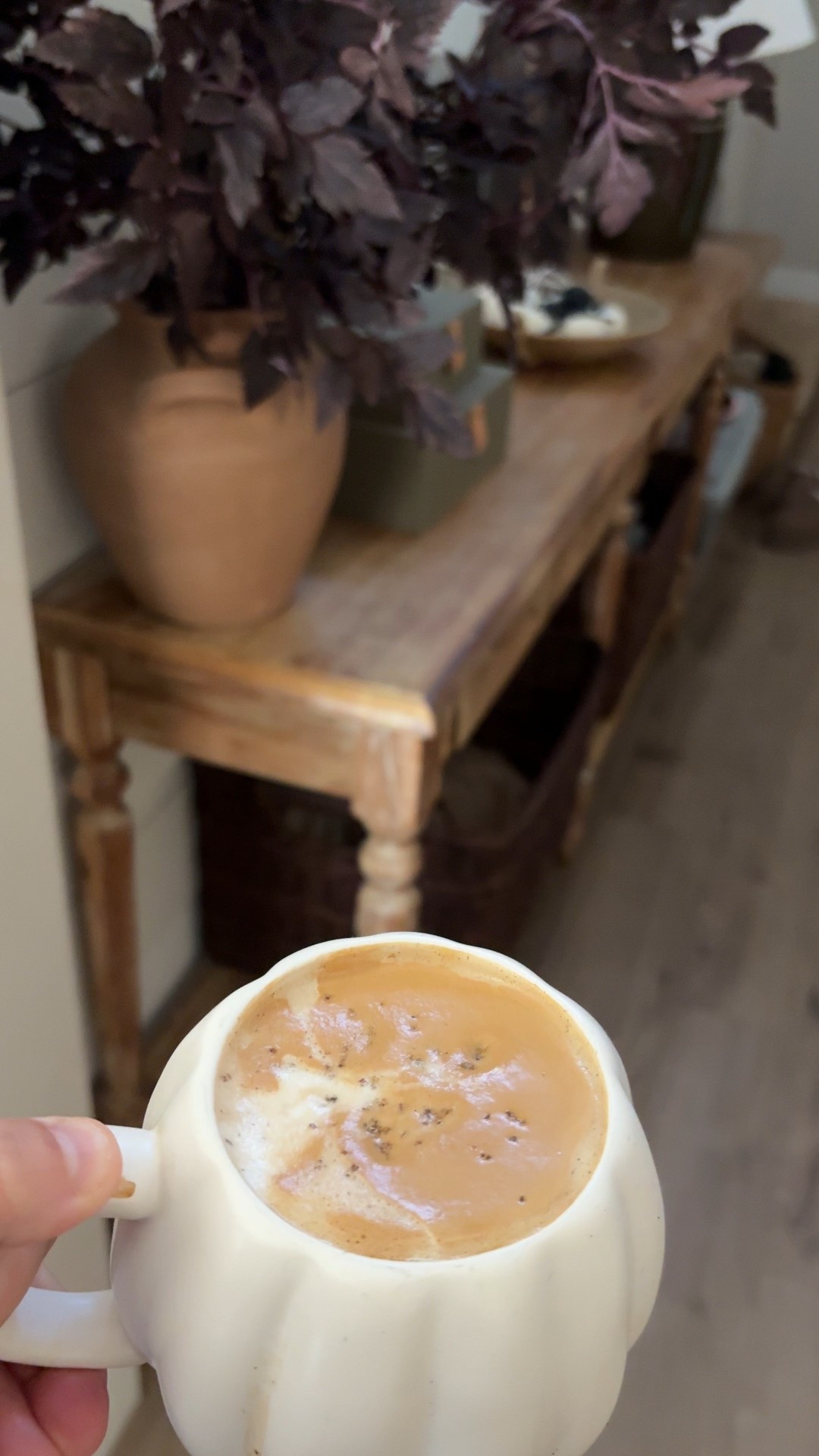 Fall Mornings!! 🫶🏼🤎🦇

#LTKHome #LTKSeasonal #LTKHalloween