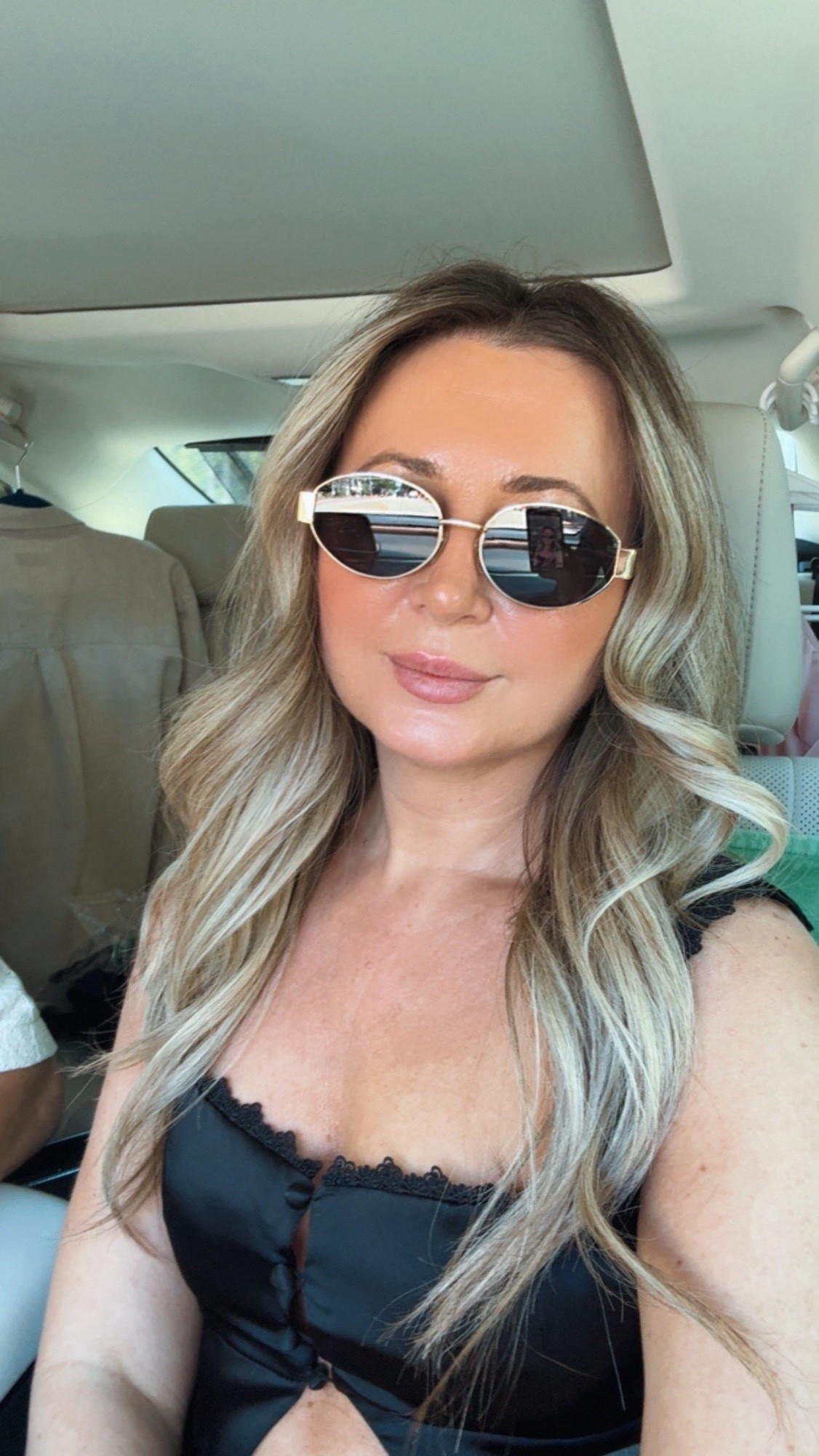 Amazon sunglasses

#spring #sunglasses #amazon

#LTKFestival #LTKootd #LTKgrwm