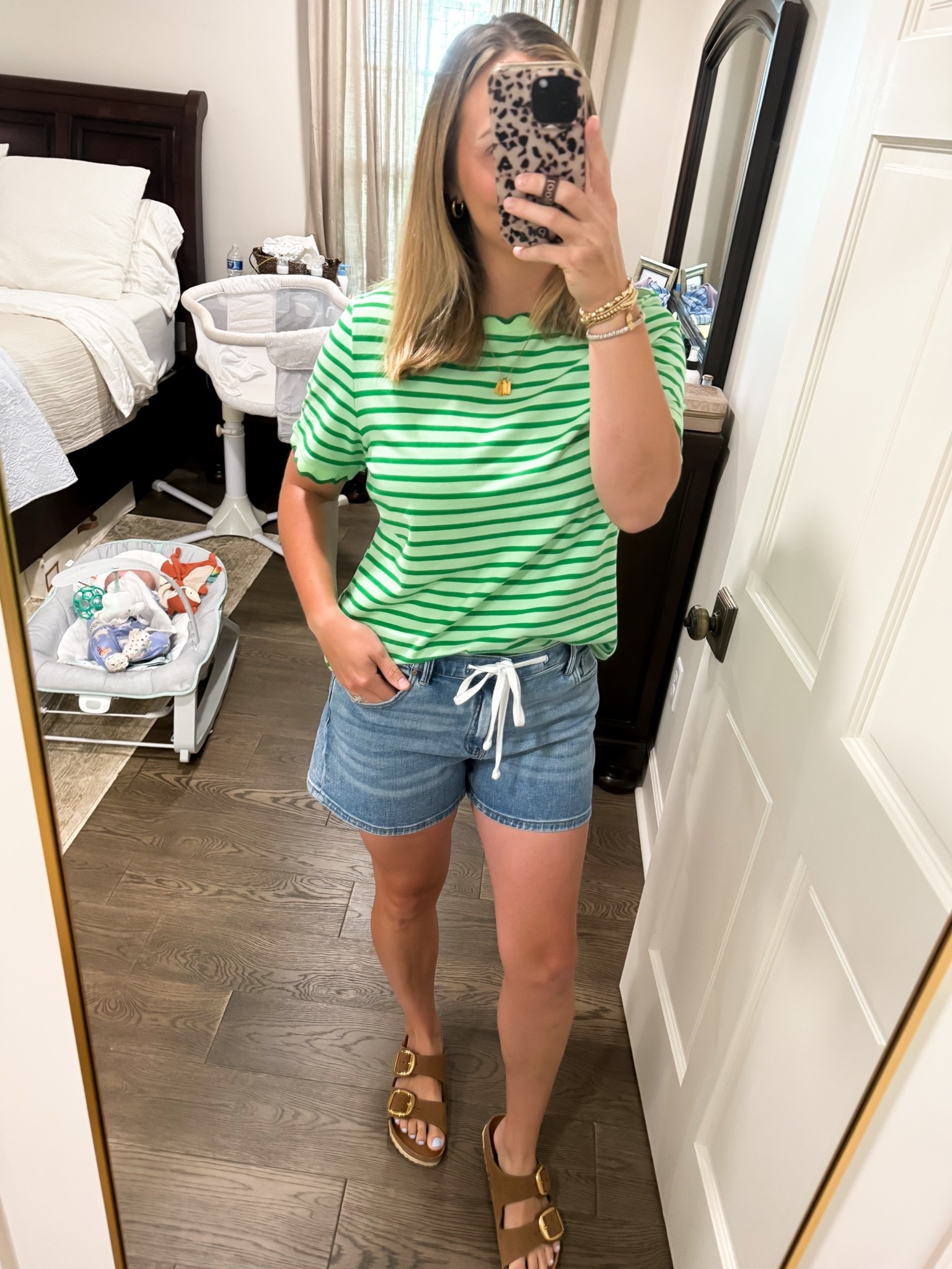 Under $15 scalloped tee - wearing a L. 
5’6 - 157lbs

#LTKdayinmylife #LTKmomlife