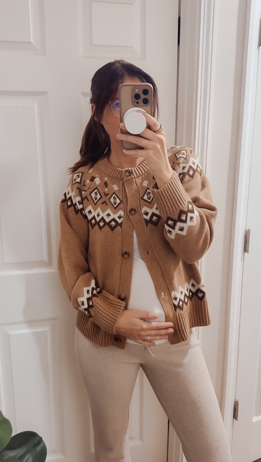 Fall outfit / cardigan look / bump friendly / walmart style / comfy outfits#LTKStyleTip 

#LTKootd #LTKBump