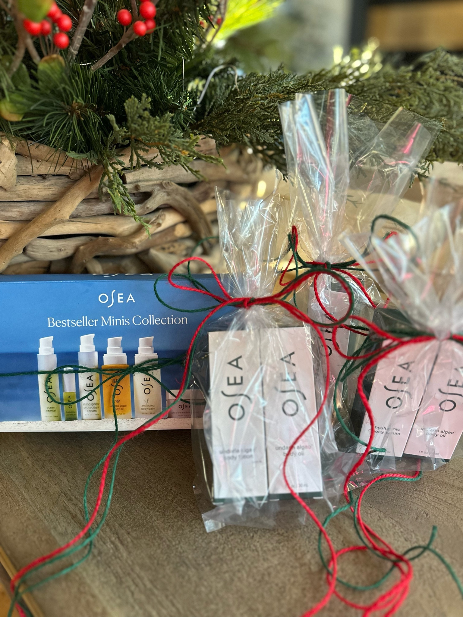 The gift to give. The gifts she wants. 
I love the travel size for gifting! $16 and you can give one or 2 or 3!

Or buy the bestsellers pack. Such a nice gift. And a great way to try the products too. 

Code NANETTE10 10% off 

Gifts for her gifts for mom gift for bff hostess gift 




#LTKGiftGuide #LTKSeasonal #LTKBeauty