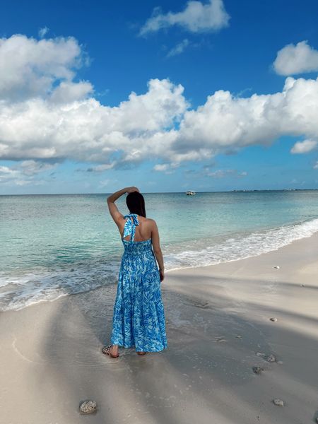 The most gorgeous beach dress 

#LTKfindsunder50 #LTKSeasonal #LTKstyletip