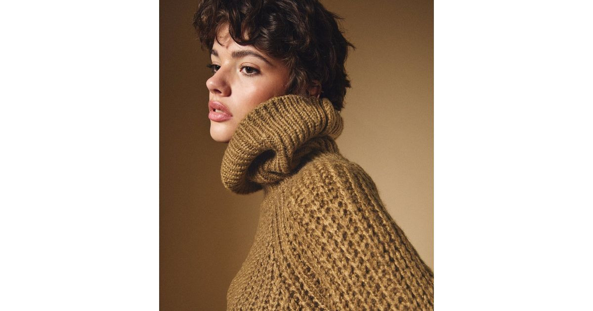 Light Khaki Chunky Roll Neck Jumper | New Look | New Look (UK)