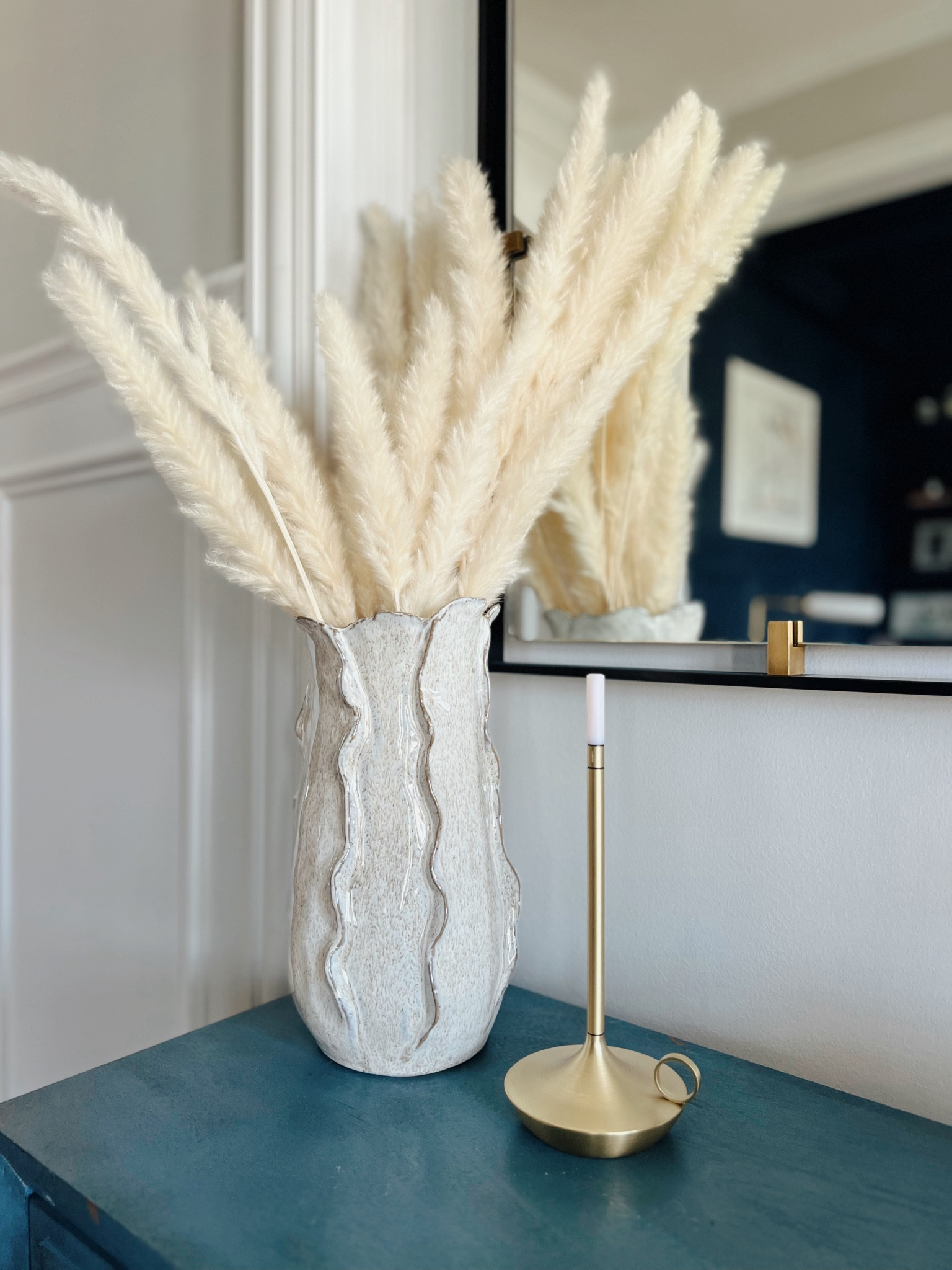 I love this new Wick from Gray Pants. The quality is amazing and the gold accents pair perfectly with my home decor. They have a few color options as well as two different sizes and a few bundles! It is the perfect little light to add a touch of warmth 

#graypants #Wick #ad #homedecor 