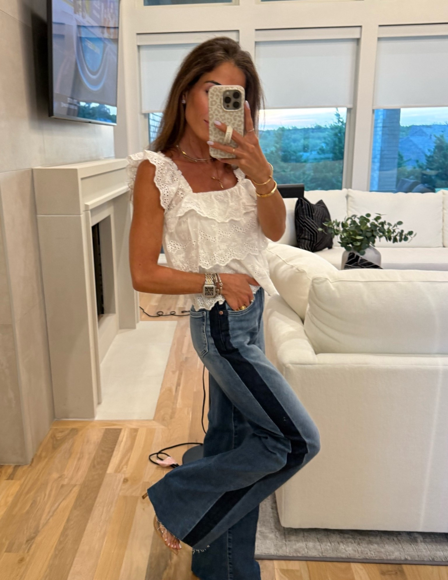 This cute white ruffle top size s fall outfit 

@copperandcloth.shop #ad