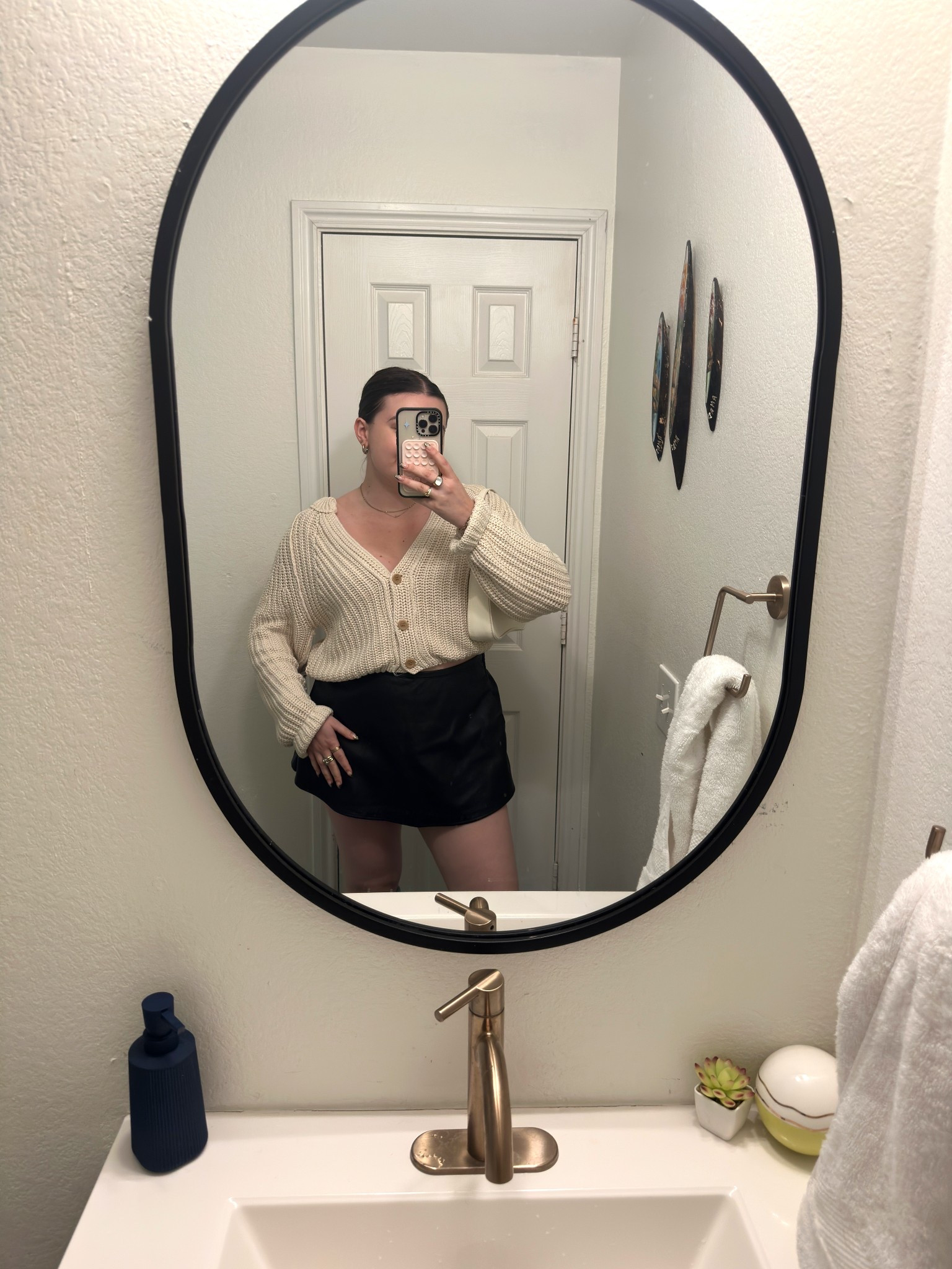 Cutie comedy show outfit in Austin tx! I love how warm it is at night out here in January 😆

I’m wearing a M cardigan and size L skirt 

#LTKMidsize #LTKTravel #LTKootd