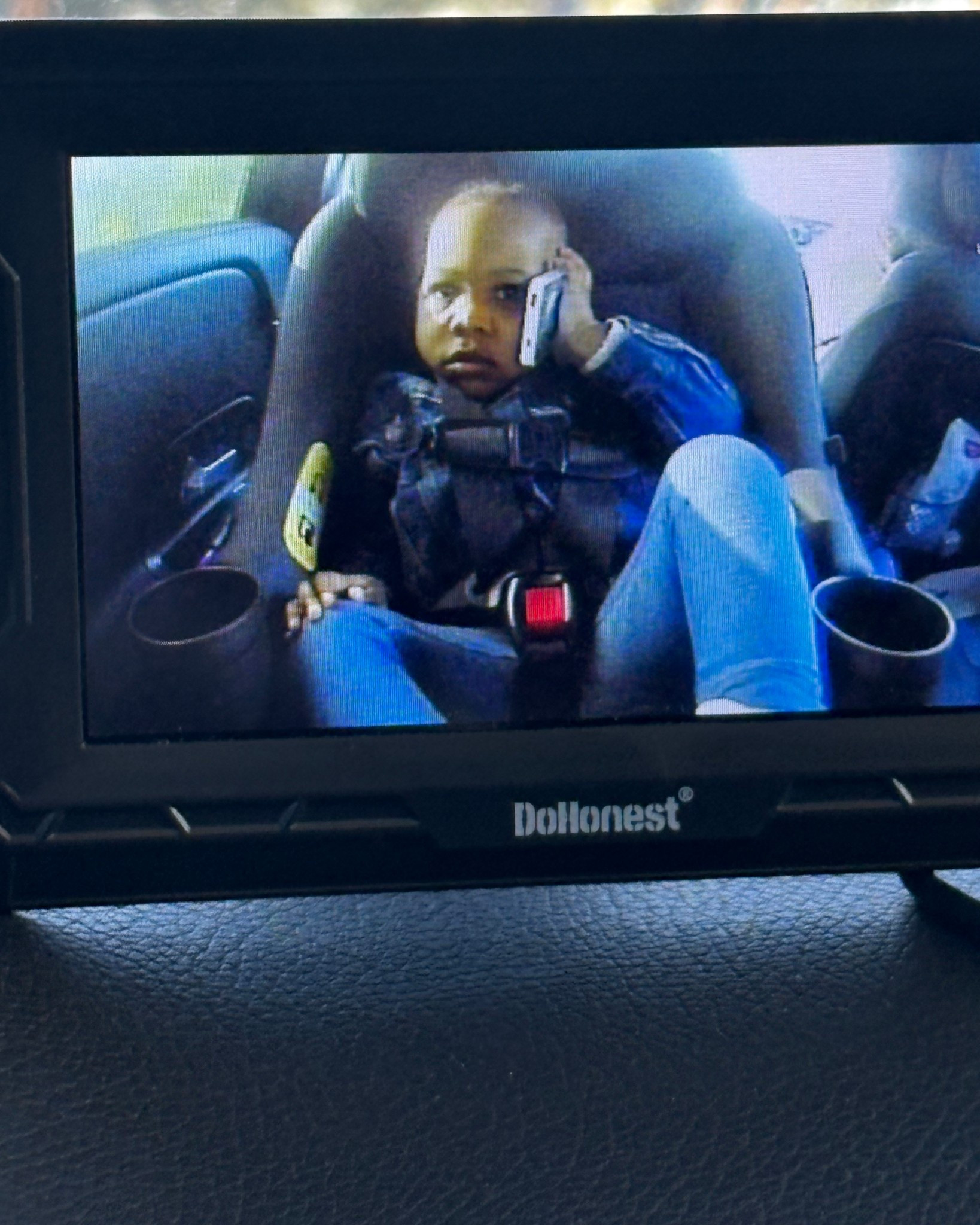 The Dohonest HD Camera is a game changer! I can keep an eye on my daughter during car rides without turning around 🚗💖 #MomHack #LTKbaby #CarEssentials