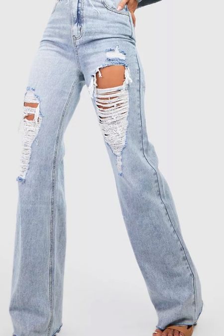 High waisted ripped straight leg jeans 

#LTKstyletip #LTKU #LTKFind