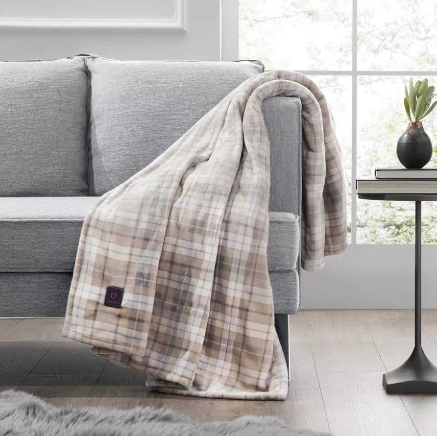 Brookstone 4-Heat Setting Luxurious Heated Throw/Blanket 50 x 60 in. Oatmeal Plaid | Amazon (US)