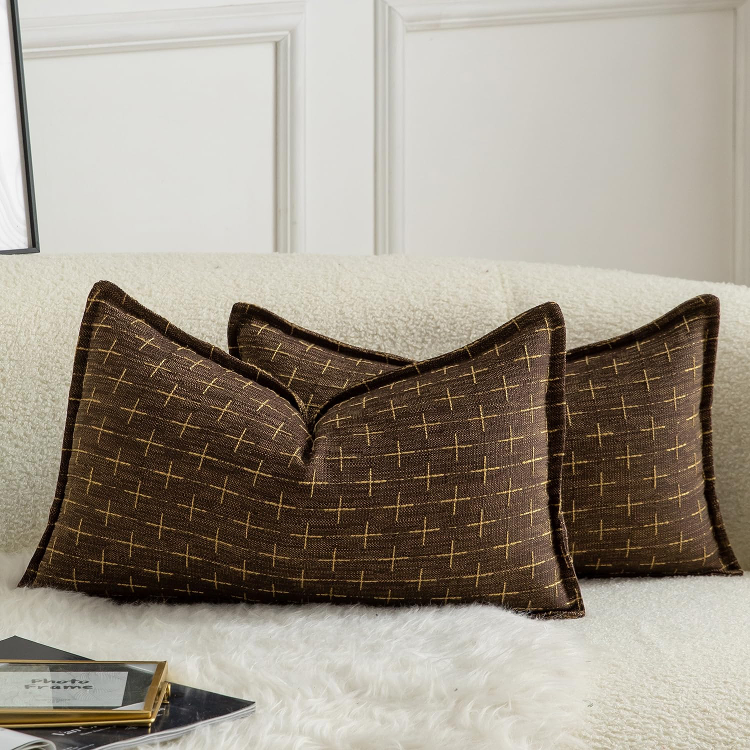 MANDIOO Pack of 2 Burlap Linen Throw Pillow Covers Woven Textured Modern Farmhouse Cushion Covers... | Amazon (US)