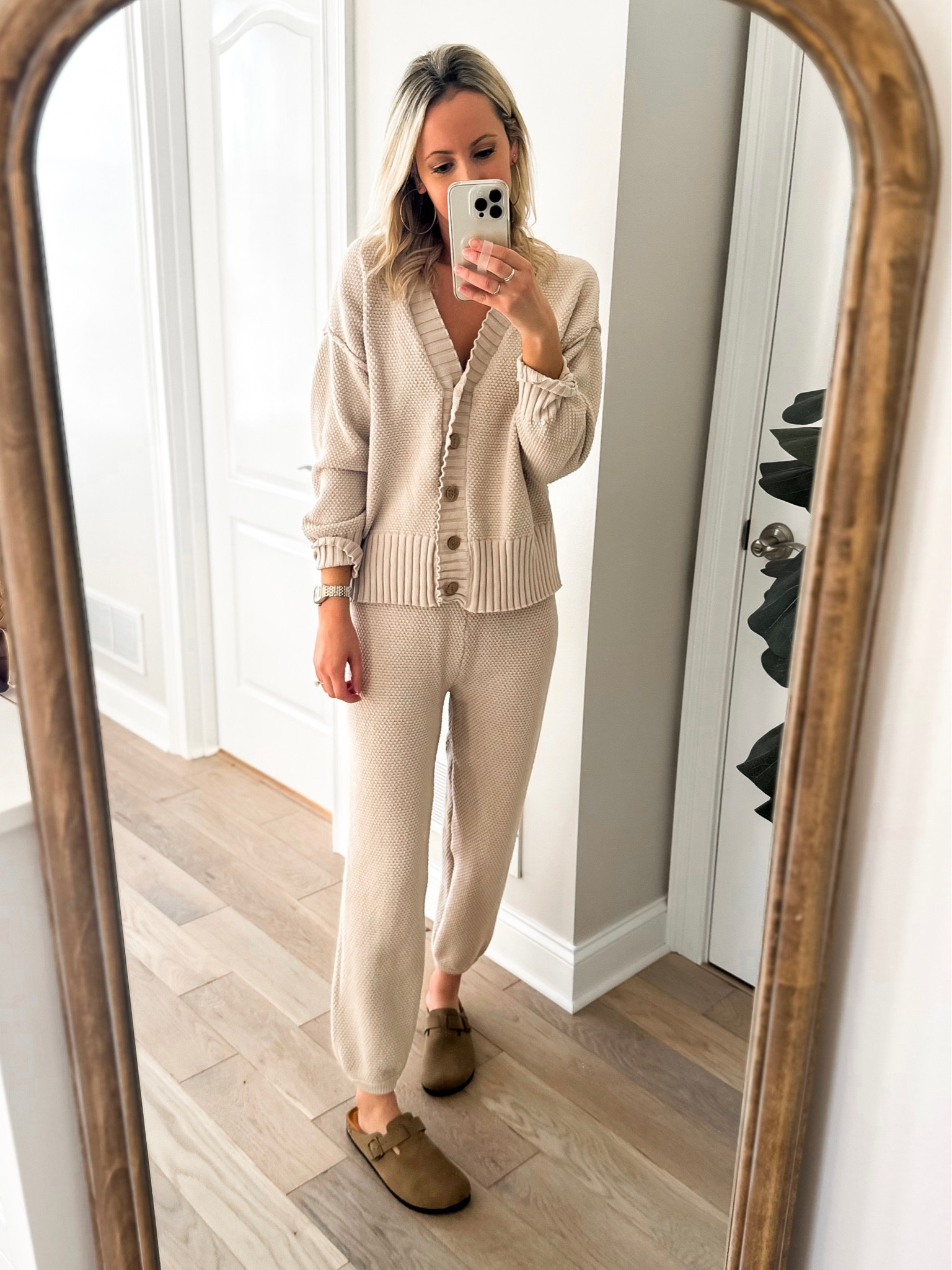 🍂Amazon Free People Lookalike Cardi Set, Comfy Thanksgiving Outfit🍂

Are you team comfy or team fancy ar Thanksgiving? 🦃🍂 Loving this waffle knit two piece set as a comfy outfit option for turkey day! This Free People look for less lounge set is perfect to wear separately or together- such a great staple cardigan! Obsessed with the jogger pants! This matching set would be cute with sneakers or booties, too! Also perfect for traveling or running errands during the holiday! Comes in 9 colors- wearing small in beige!

Waffle knit cardigan, lounge set, lounge outfit, loungewear sweater set, fall must haves, what to wear, Amazon fall fashion, Amazon fall outfits, free people inspired, FP inspired, FP lookalike, amazon casual outfit, fall trends, trending Amazon, how to style, fall style, fall outfit, neutral outfit, casual look, casual style, casual outfit, errands outfit, travel outfit, Amazon outfit, Amazon try on, Amazon haul, Amazon hauls, amazon favorites, Amazon must have, trendy Amazon, trending, over 30 style, millennial moms, millennial style, style tips, mom fashion blogger 

#amazonstorefront #amazonmusthave #amazoninfluencerprogram #amazoninfluencer #amazonfashionfinds #amazonfinds #amazonfashion #founditonamazon #tryonhauls #ltkunder50 #outfitidea #outfitideasforyou #styleover30 #falloutfit #falloutfitinspo #fashionreel #tryonreel #outfittryon #ootdstyle #amazonaffiliate #outfitreel #stylereel #affordablestyle #affordablefashion #styleinspo #styleinspiration #reelinstagram #liketkit

#LTKSeasonal #LTKfindsunder50 #LTKtravel