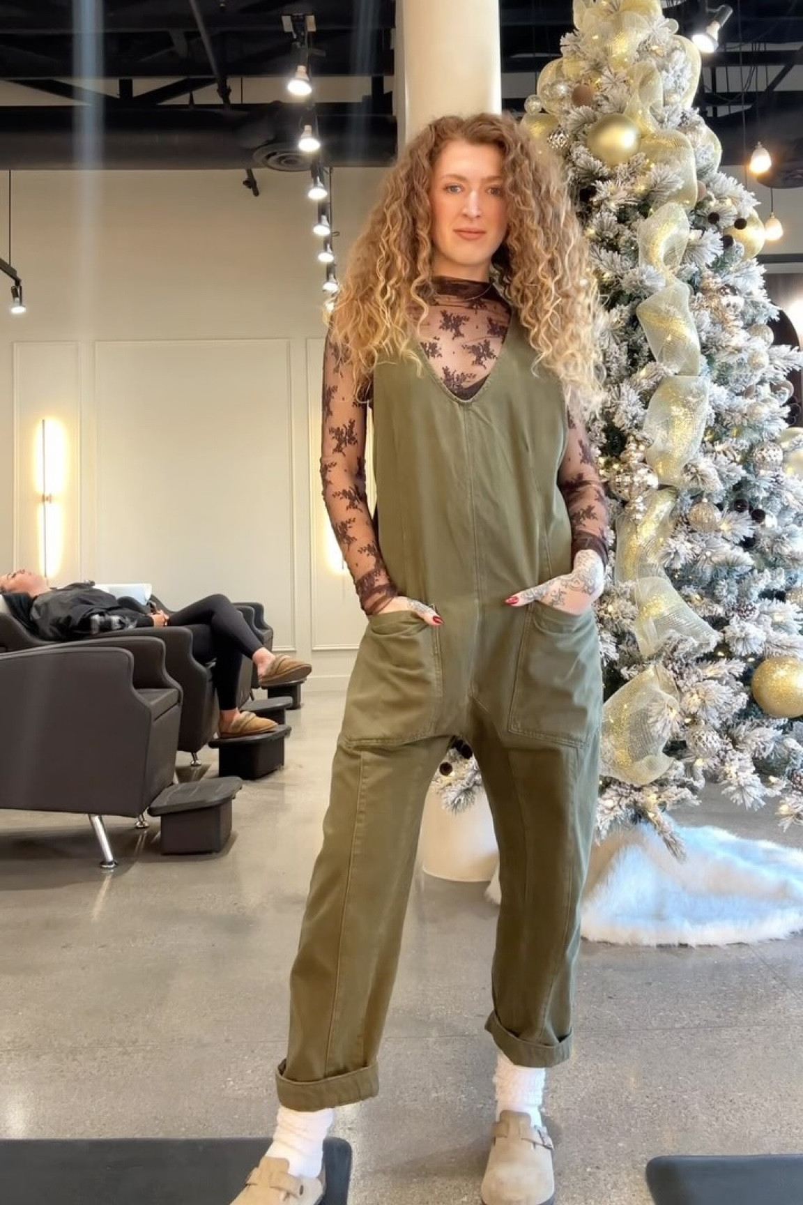 Green denim overalls, denim overall, free people, lace long sleeve, Birkenstock mules


#shouldawenttojada #lasvegashairstylist #hairhousesocial #fitcheck #hairstylistootd #trendyoutfits #freepeoplestyle