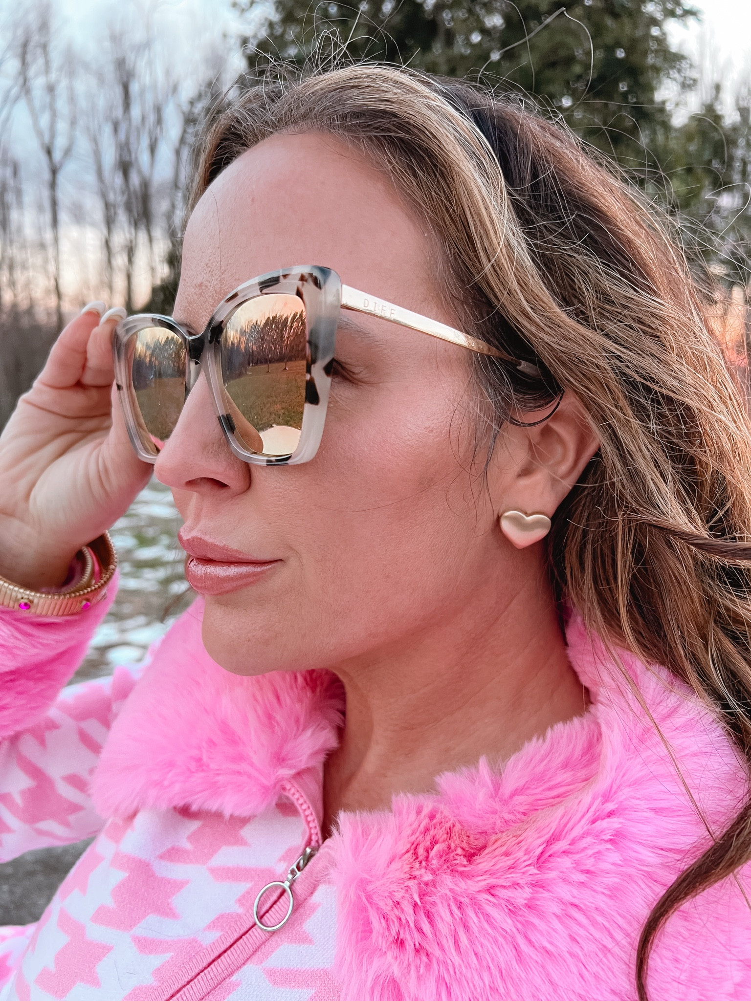 DIFF eyewear sunglasses | pink aesthetic | Valentine’s gift ideas

#LTKGiftGuide #LTKStyleTip #LTKFindsUnder100