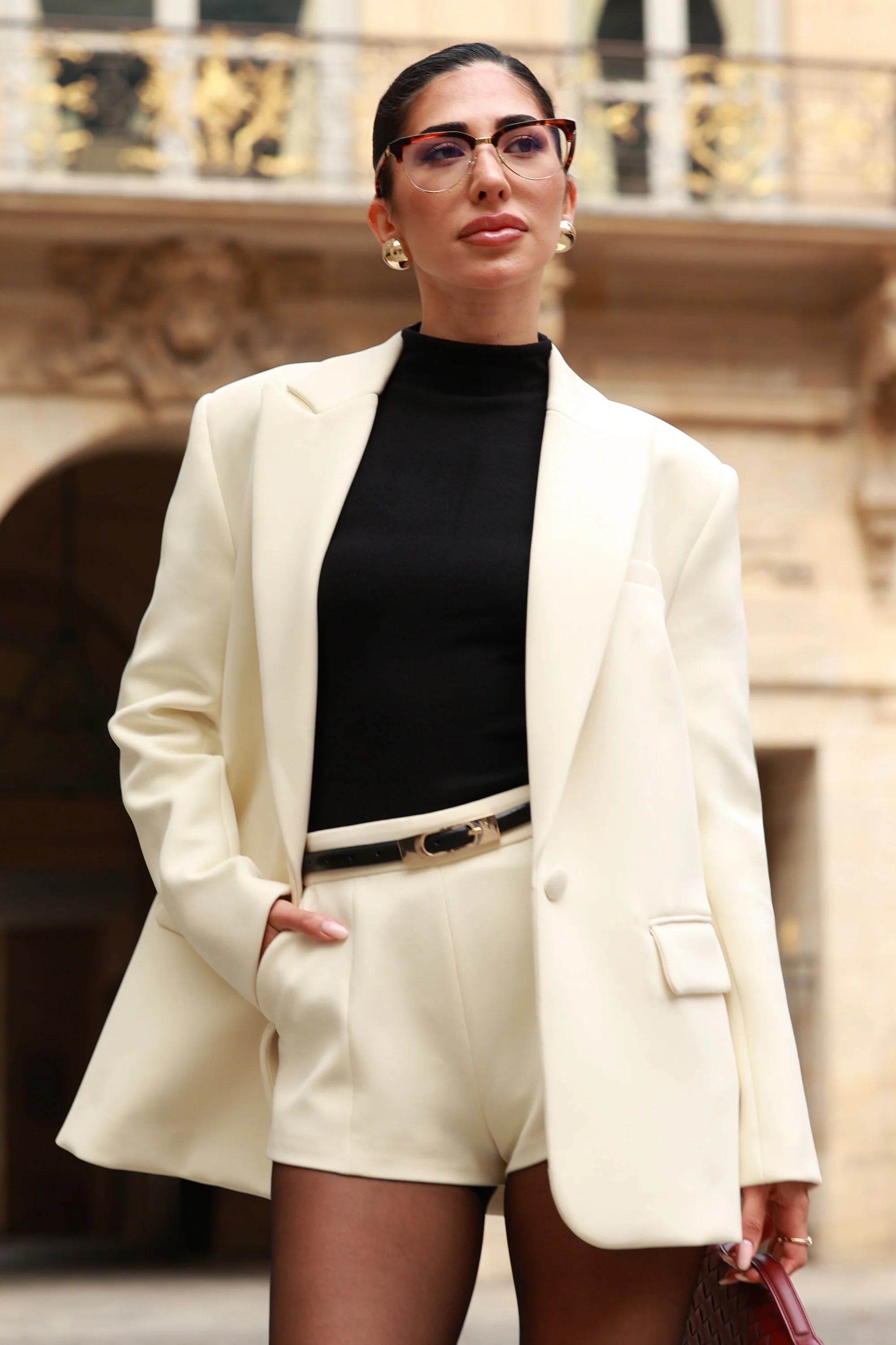 Katherine | Cream Plunge-Neck Tailored Blazer | Club L London