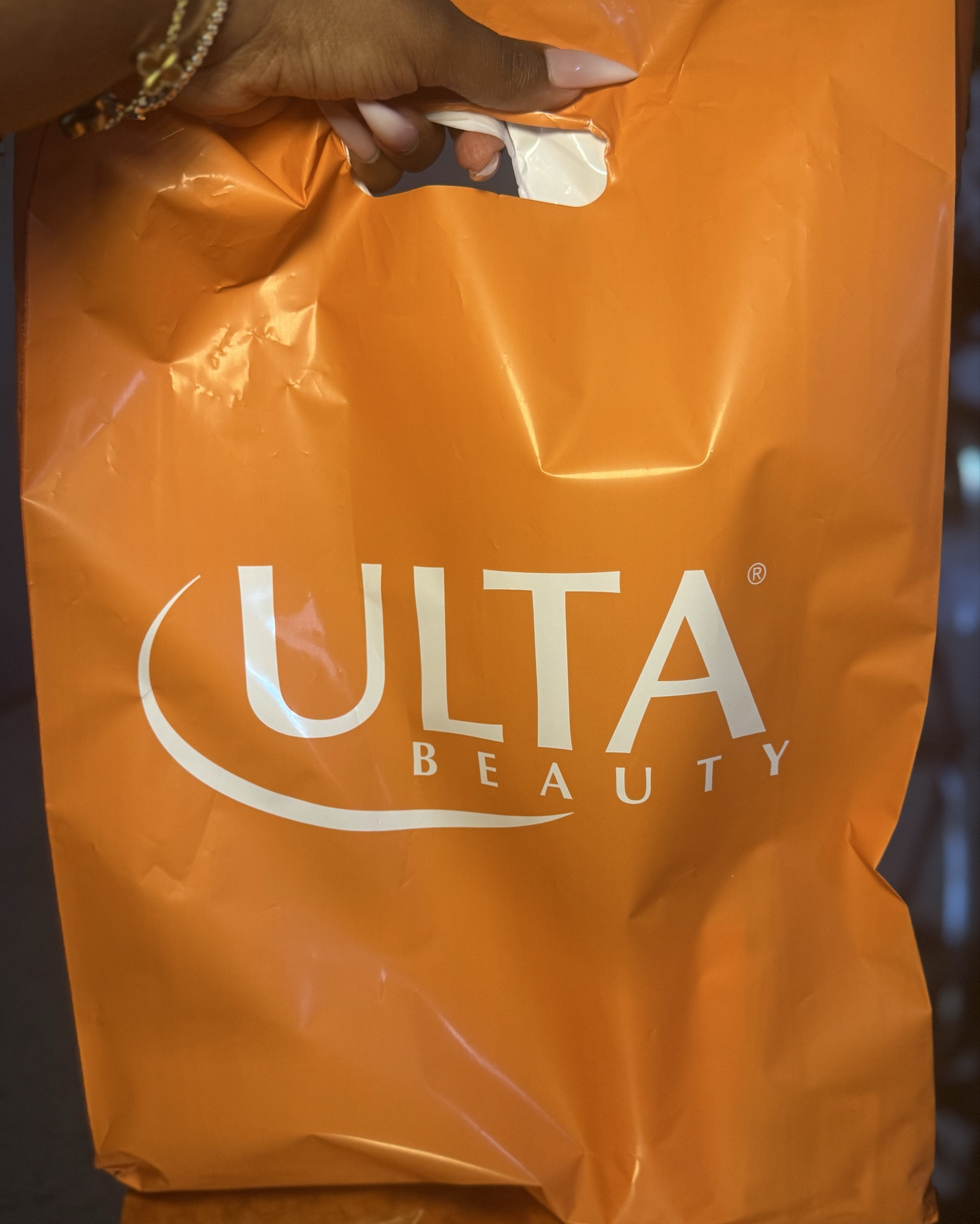 Another Day, Another Ulta Haul 🧡✨
I've been on my glass skin journey and I finally finished the @Peach & Lily starter kit I purchased about a month ago.
Needless to say my skin loves this stuff and I am LOVING the results so I had to purchase the full size products I use in my routine. I purchased the full size oil cleanser originally, so didn't need to get that, but do know that it's part of the routine... double cleansing is 🔑 !!
Also, had to reup on my @CECRED hair oil...it was 50% off yesterday! 🤯
And then my fav @lemme
sleep gummies everrrrrr...l legit sleep like a baby with these! 💤 

#skincare #glass skin #ultahaul #cecred #blackgirlluxury

#LTKBeauty #LTKSaleAlert