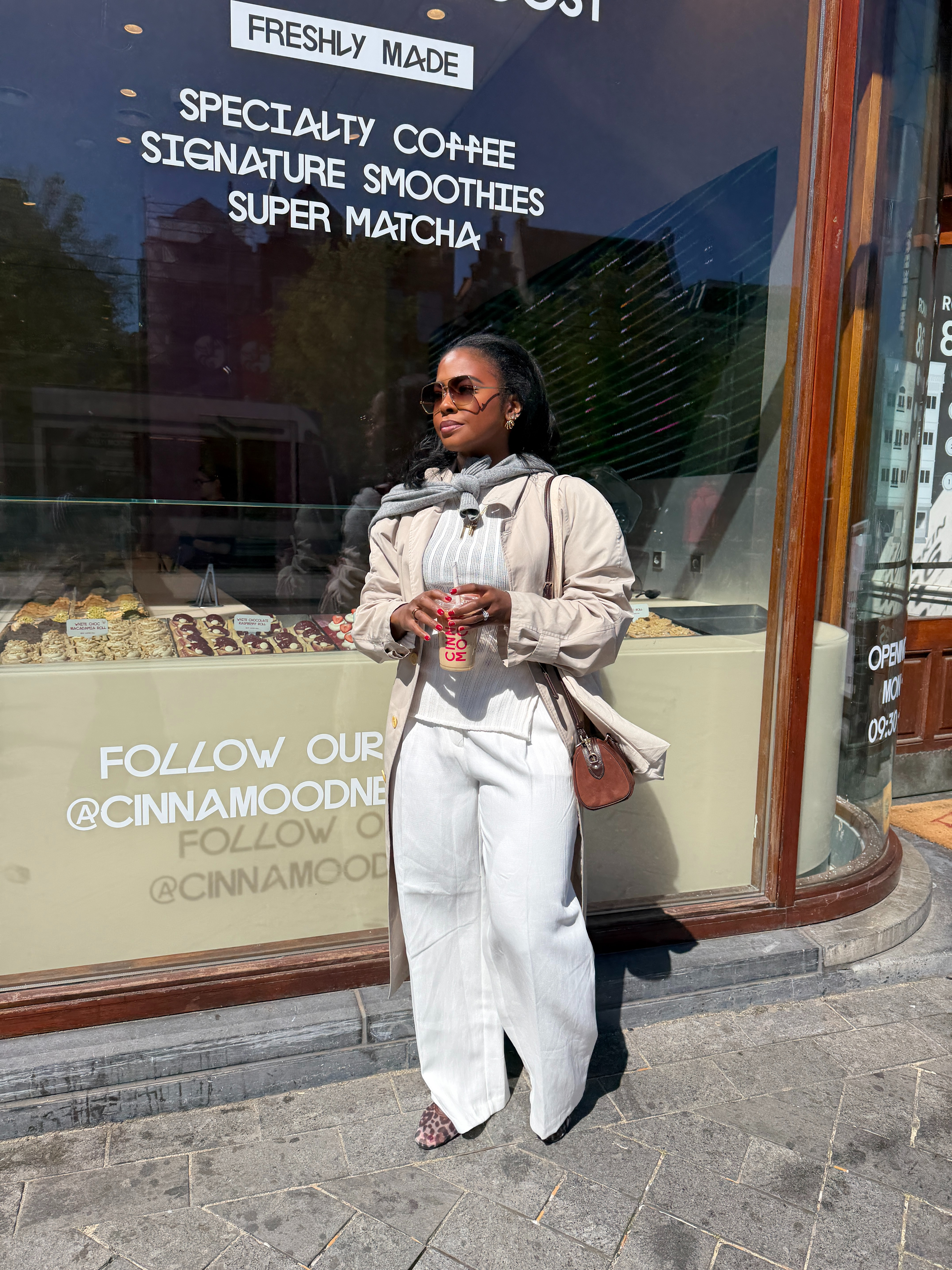 european chic

top & trousers: 8 

 
