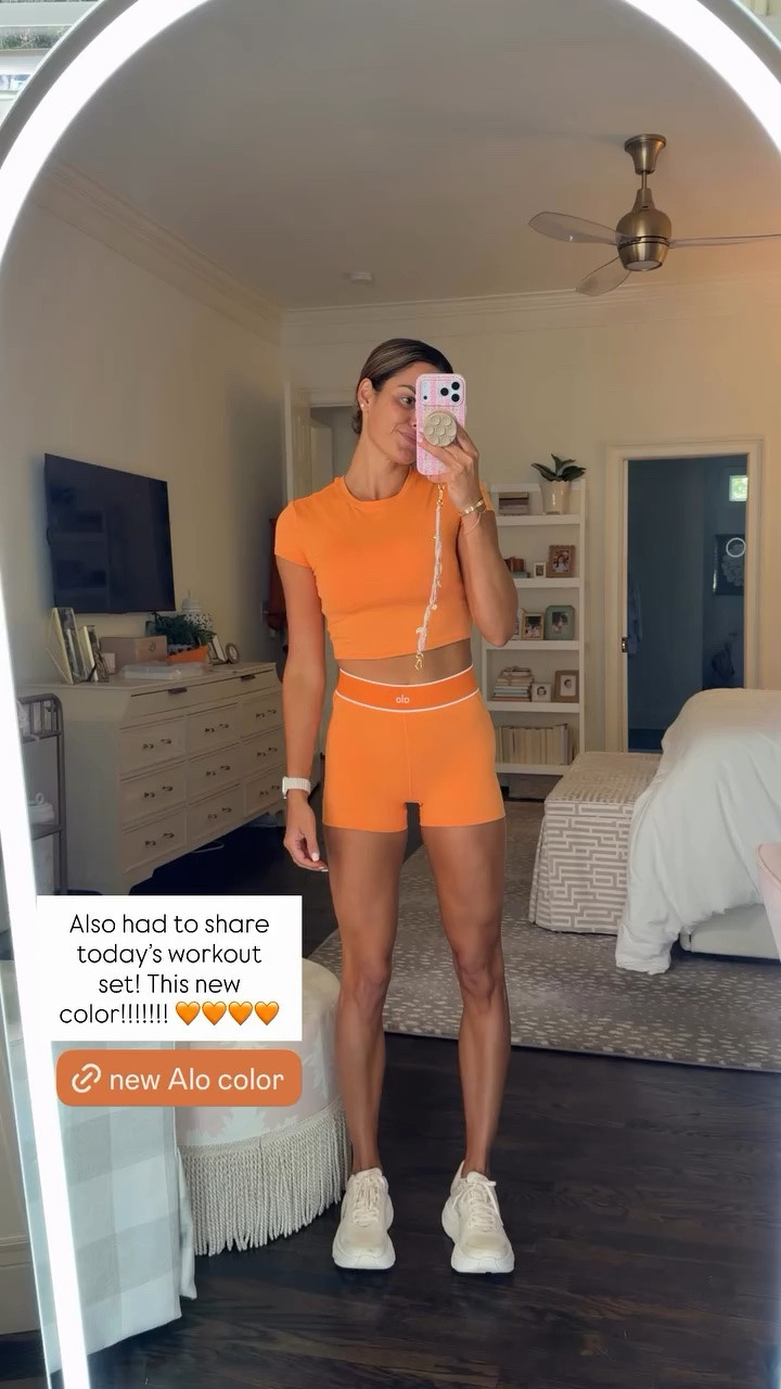 Wearing a new Alo color for summer 🧡

Wearing size small

#LTKSeasonal #LTKActive #LTKootd