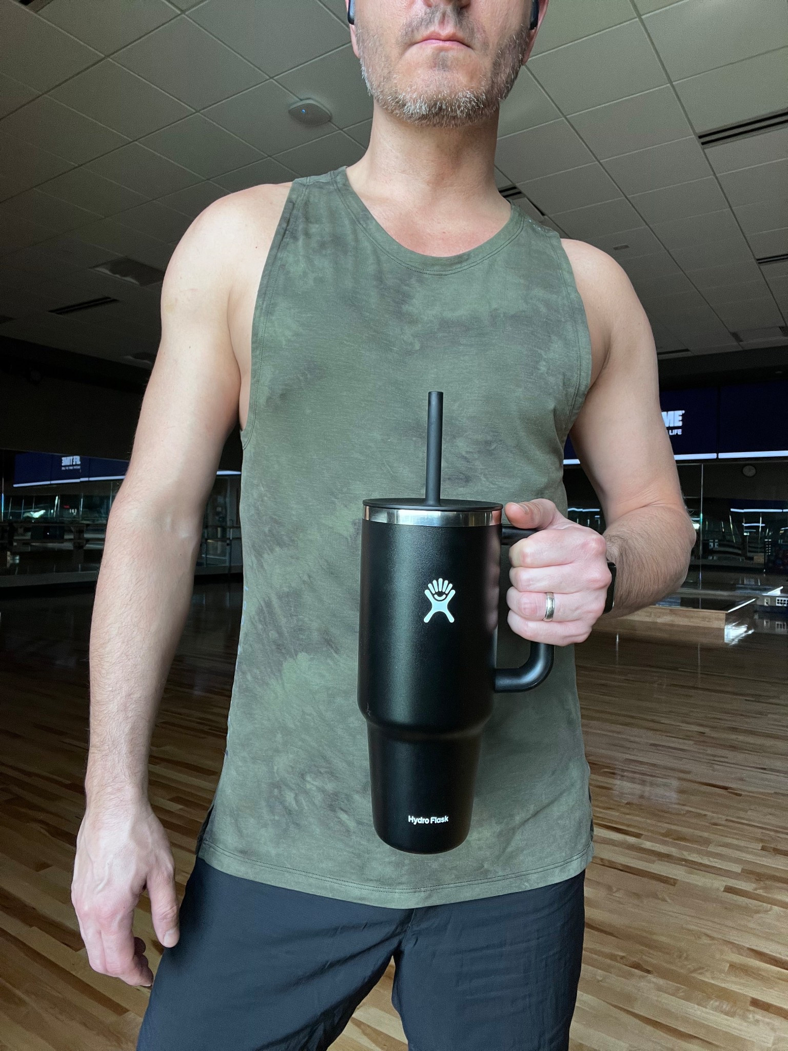 New water bottle for the gym… gotta stay hydrated 

#LTKActive #LTKfitnessgoals #LTKselfcare