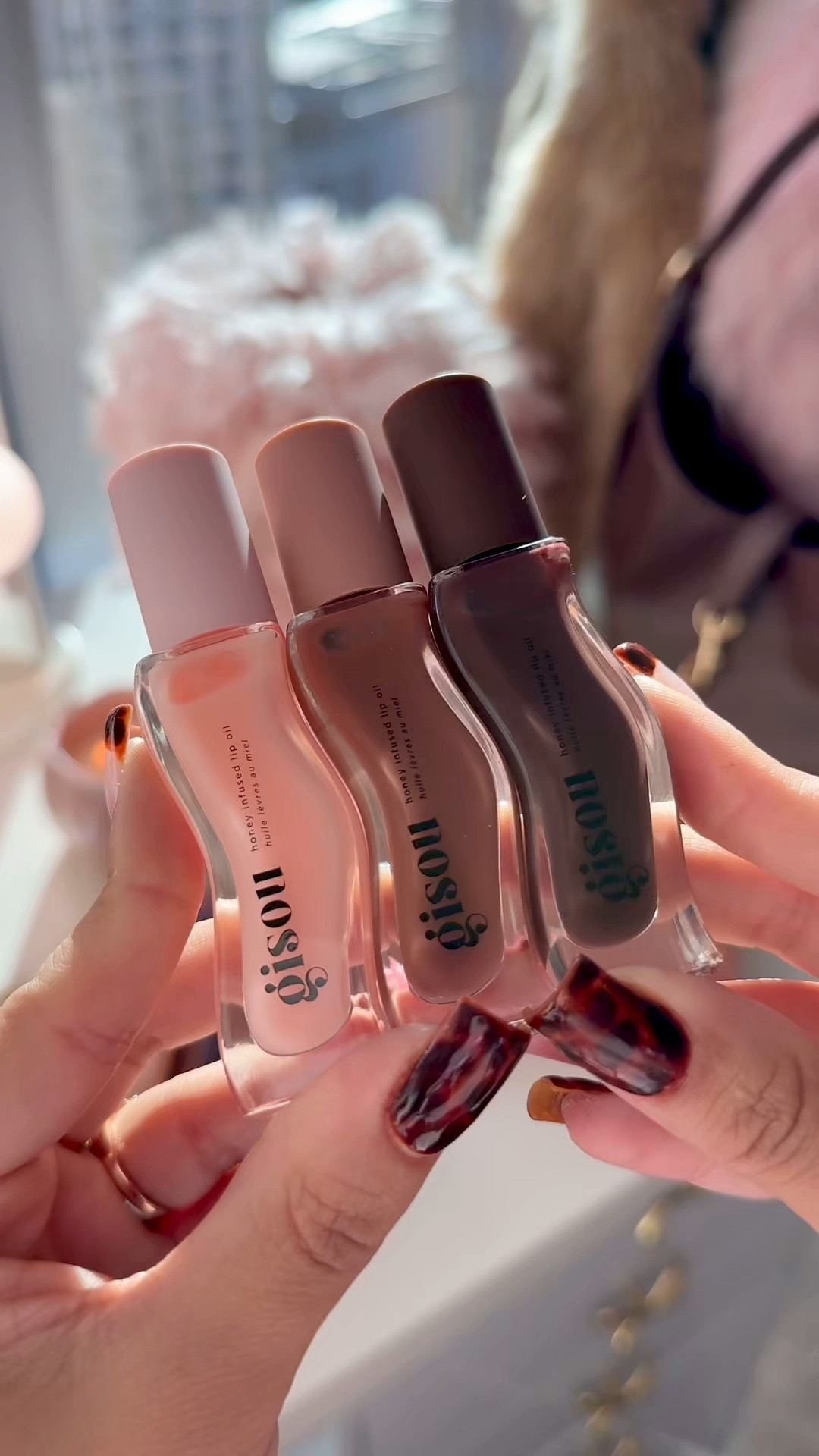 Gisou fall lip oils are a must 🍯☕️🧸🩰🍂 

#LTKBeauty #LTKFindsUnder50 #LTKHalloween