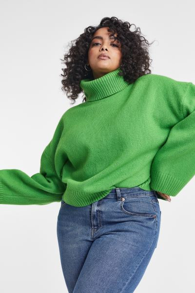 Oversized Turtleneck Sweater - Green - Ladies | H&M US | H&M (US + CA)