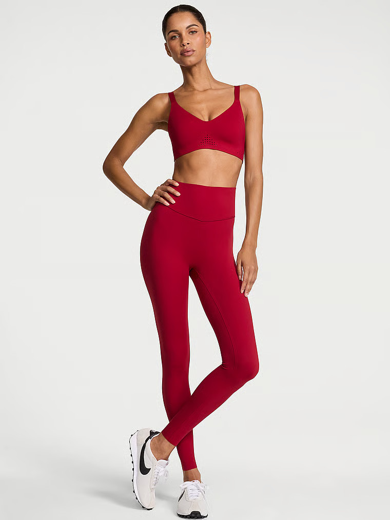| Ready Red | Victoria's Secret (US / CA )