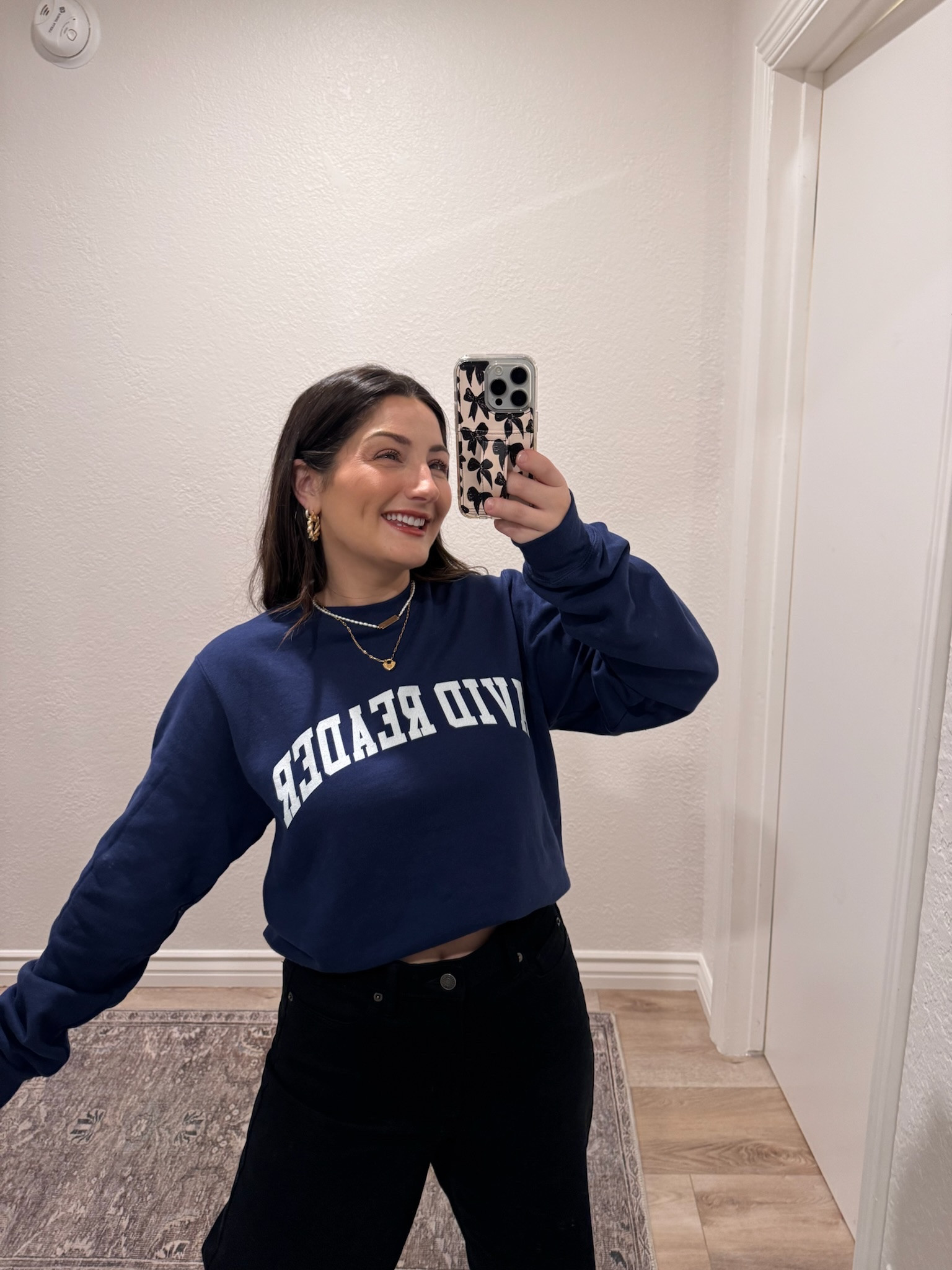 My newest merch! The Avid Reader sweatshirt! 

Size small
Jeans size 6 

5'0" 140lbs 

#LTKFindsUnder50 #LTKPetite #LTKootd