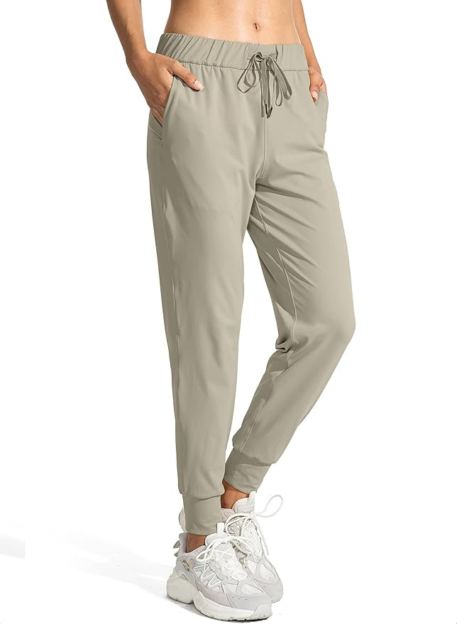 SANTINY Women's Joggers Pants Pockets Drawstring Running Sweatpants for Women Lounge Workout Jogg... | Amazon (US)