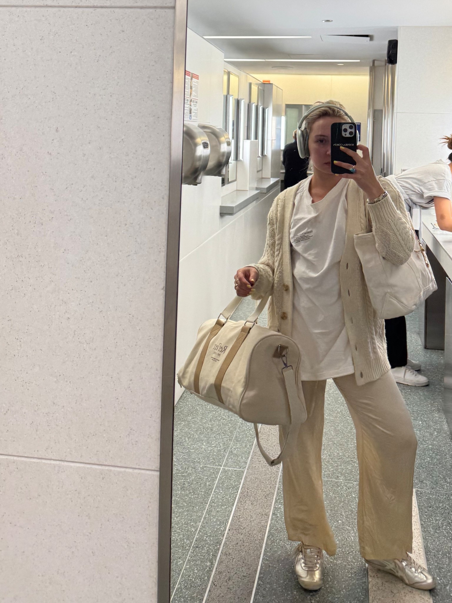 New airport travel
Outfit to FL 


#LTKStyleTip #LTKTravel