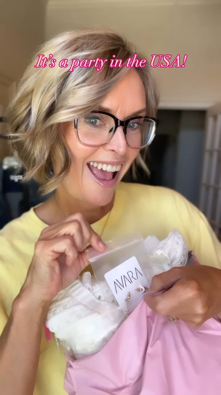 The Starla sweater is so cute! 

#LTKMidsize #LTKOver40 #LTKSeasonal