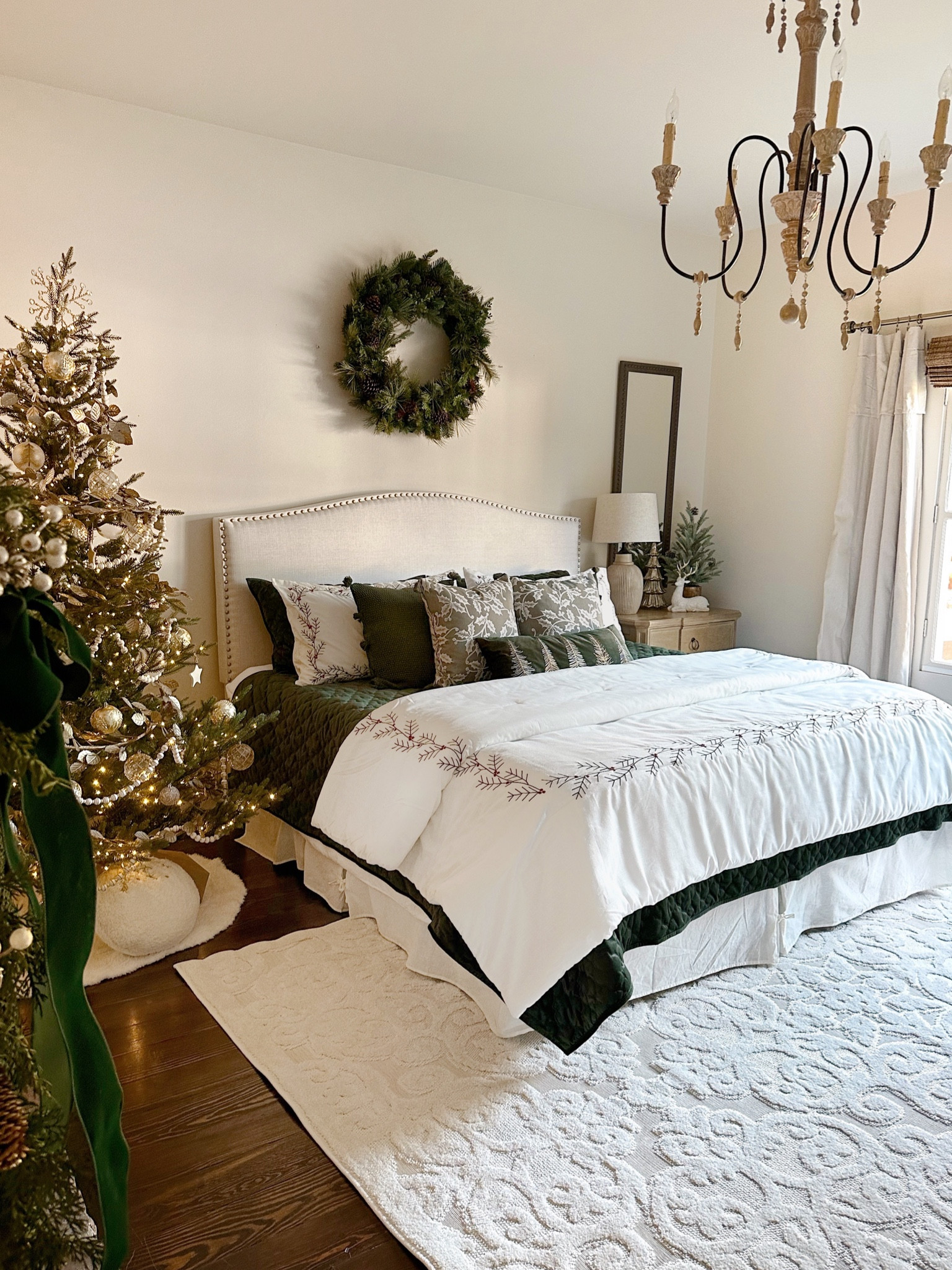 Holiday bedding and decor from Walmart 

#LTKSeasonal #LTKHoliday #LTKhome