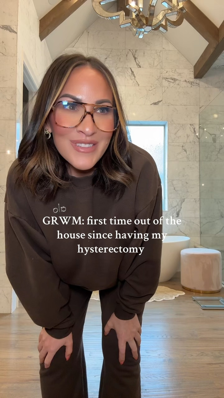 First night out in over a week, and it feels so good to get dressed up again! ✨ 

GRWM for date night with the hubs—keeping it comfy but cute post-surgery. Let’s see if I make it past dinner!

5’2” | 130 lbs | 34DD | 25” waist

#DateNight #GRWM #PetiteStyle #Affliate

#LTKPetite #LTKStyleTip #LTKOver40