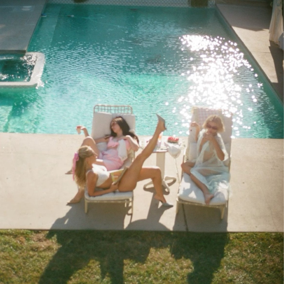 VACATION is back !!!!!!!!!

#LTKSeasonal #LTKStyleTip #LTKSwim