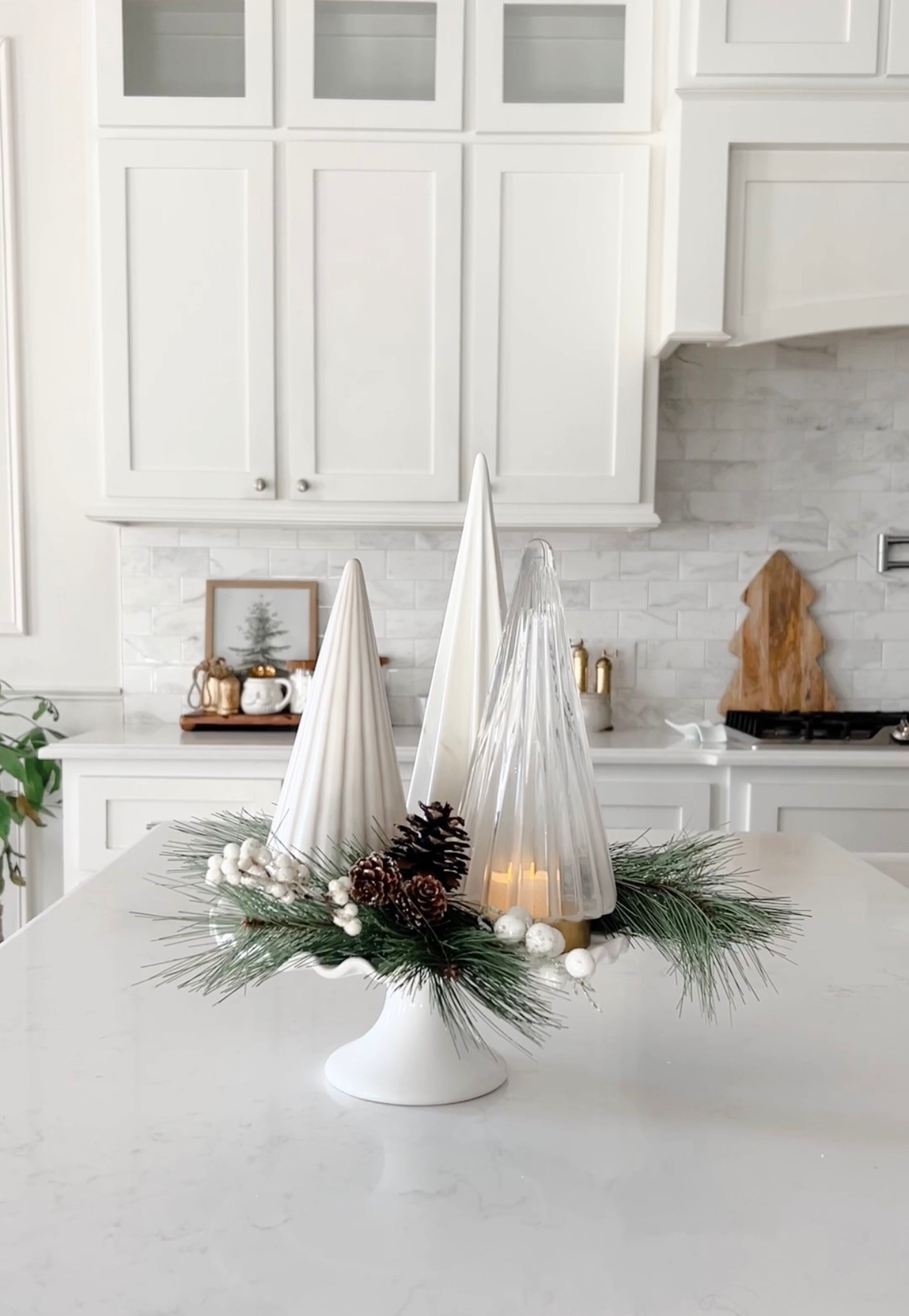 ✨ Let me show you how to make an easy & elegant Christmas centerpiece in minutes — you won’t believe how simple it is!

#christmasdecor #diycenterpiece #neutralchristmas #holidaydecor #kitchendecor #christmasinspo #easydiy #homedecorideas #neutralhome #cozychristmas

#LTKSeasonal #LTKHoliday #LTKHome