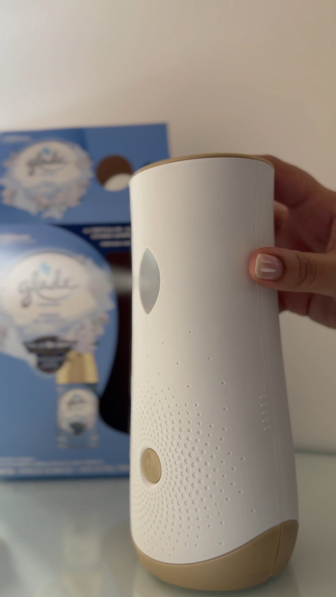 Pra você que assim como eu ama a casa cheirosa, essa é a solução perfeita. O aromatizador automático de Glade é prático e super funcional ! Amei e super recomendo 🤍 

#LTKhome #LTKbrasil #LTKpromo