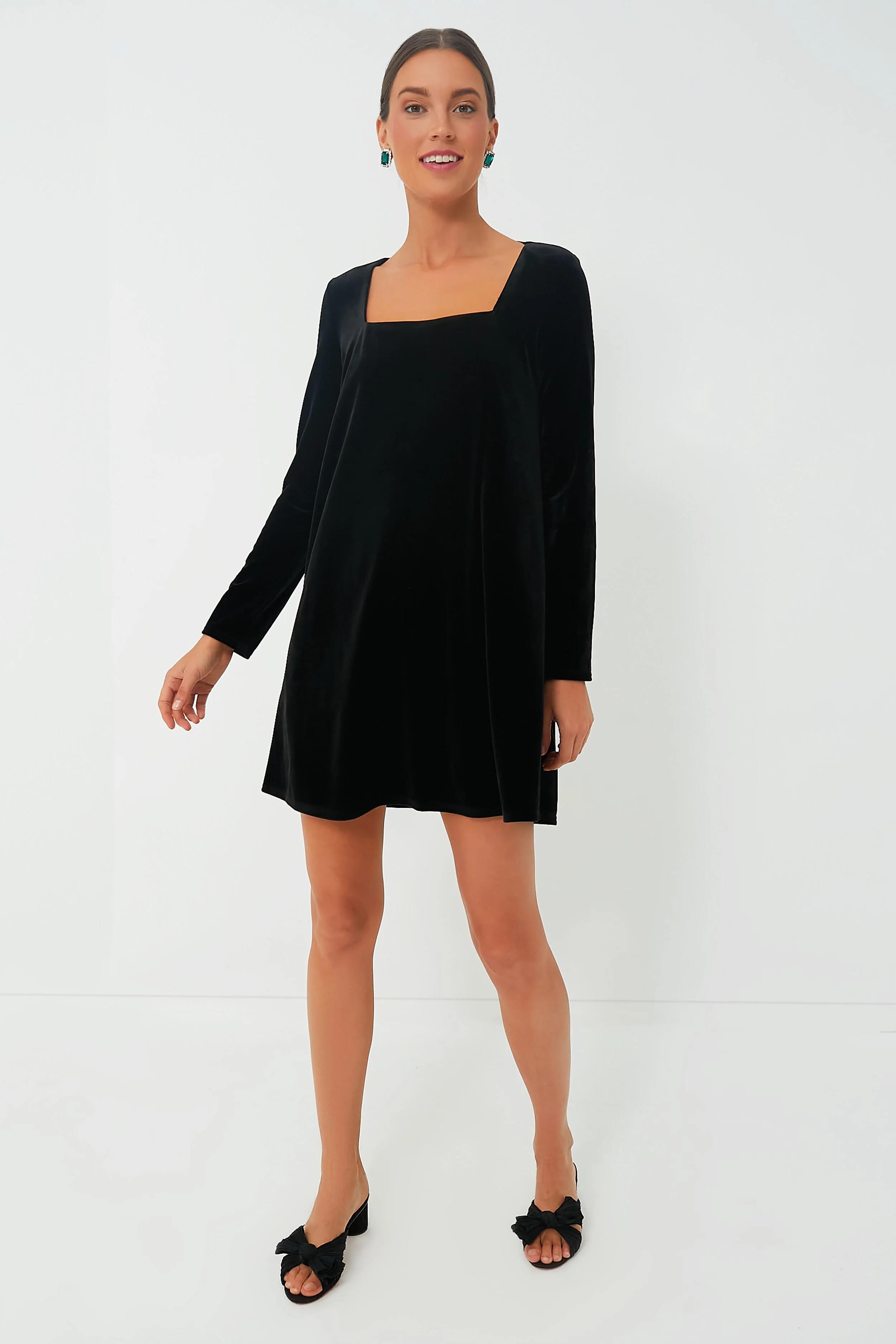 Black Velvet Middleton Dress | Tuckernuck (US)
