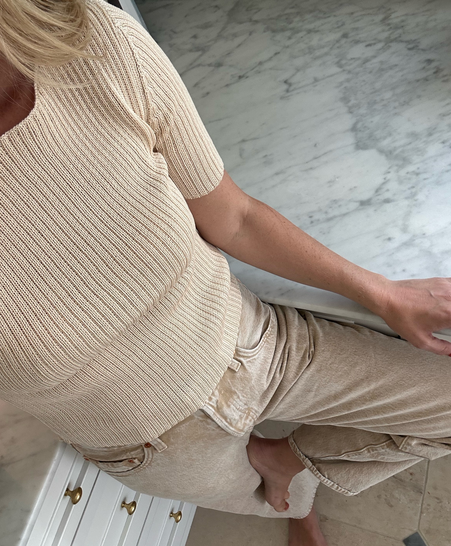 My top is my Shaina Mote - size M - but everyone needs these jeans! They are a masterpiece! I went with my true size. 