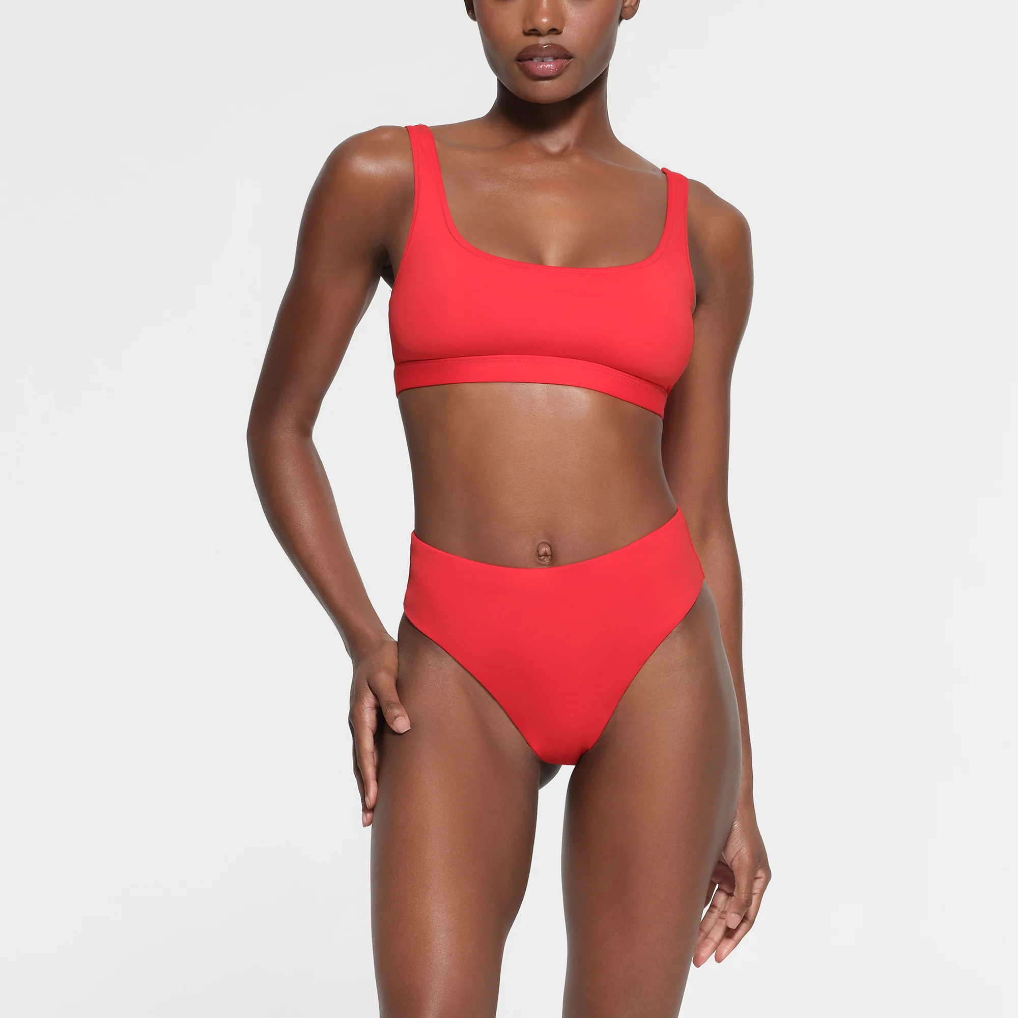 SKIMS Tank Bikini Top | Red | 4XL | Signature Swim | SKIMS (US)
