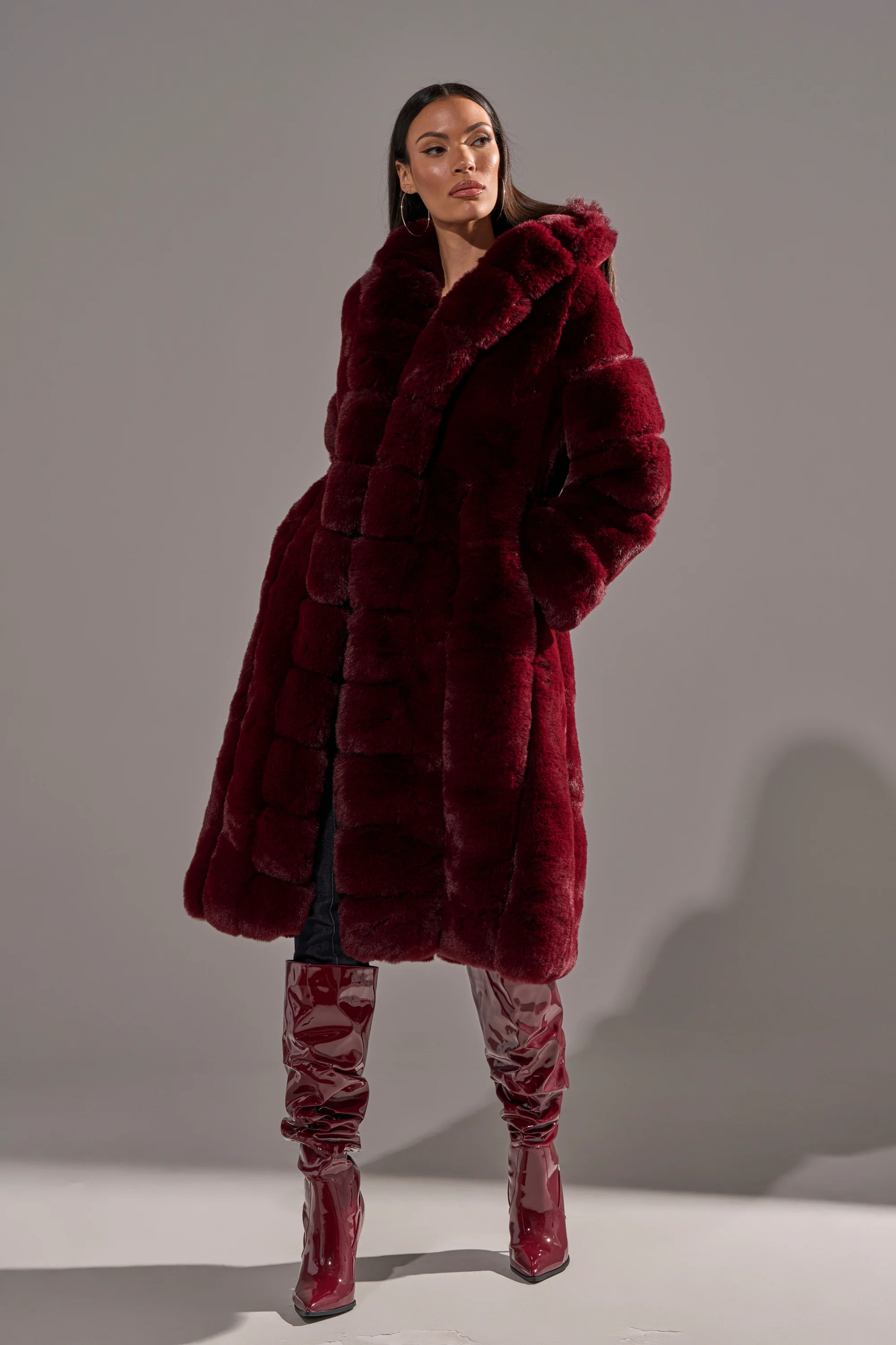 AKIRA Berlin Hooded Faux Fur | Burgundy | Size 1X/2X | AKIRA