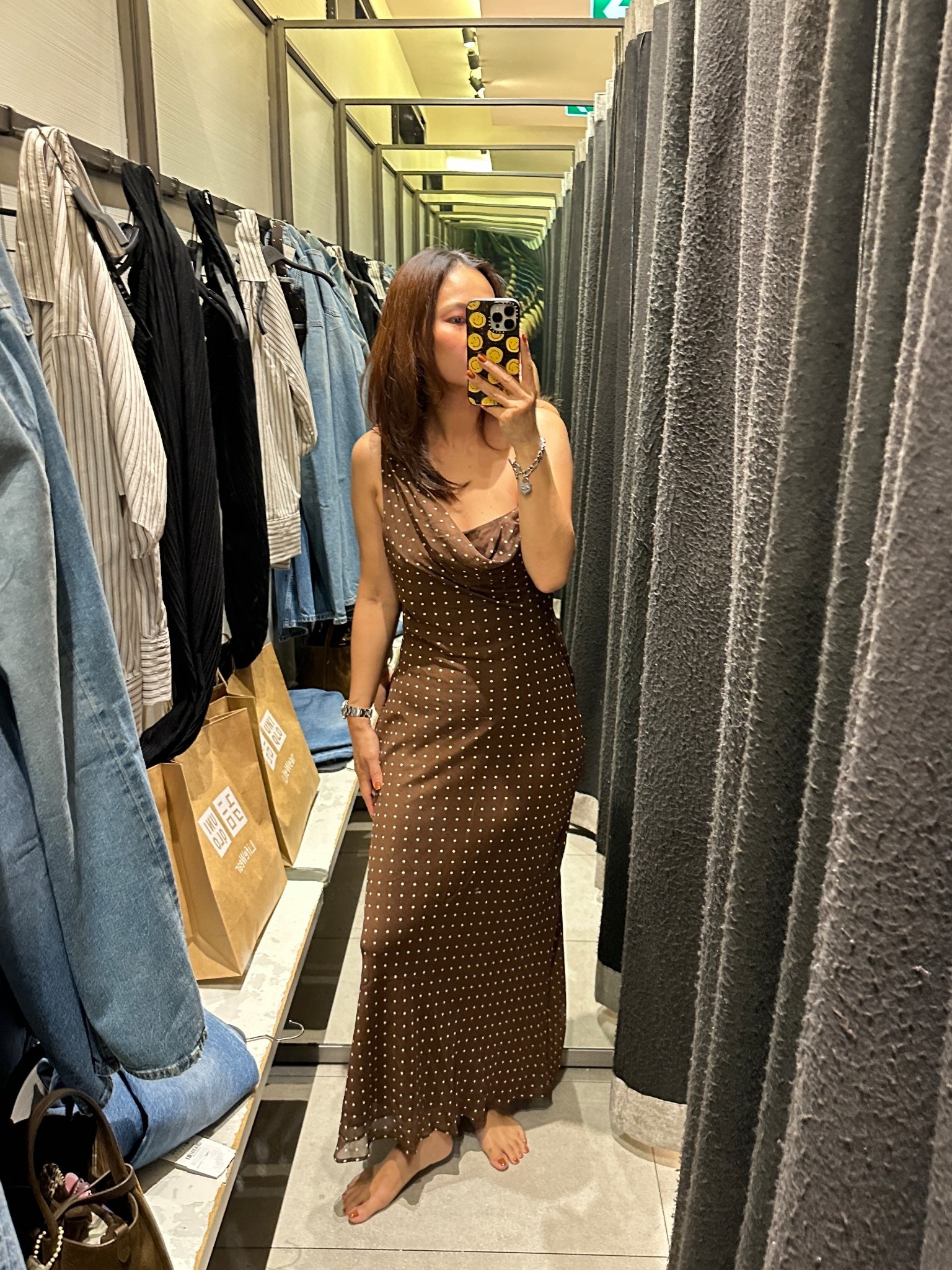 If you love the polka dot this dress this for you! Zara  DRAPED NECK POLKA DOT DRESS



#LTKSeasonal #LTKHoliday #LTKstorytime